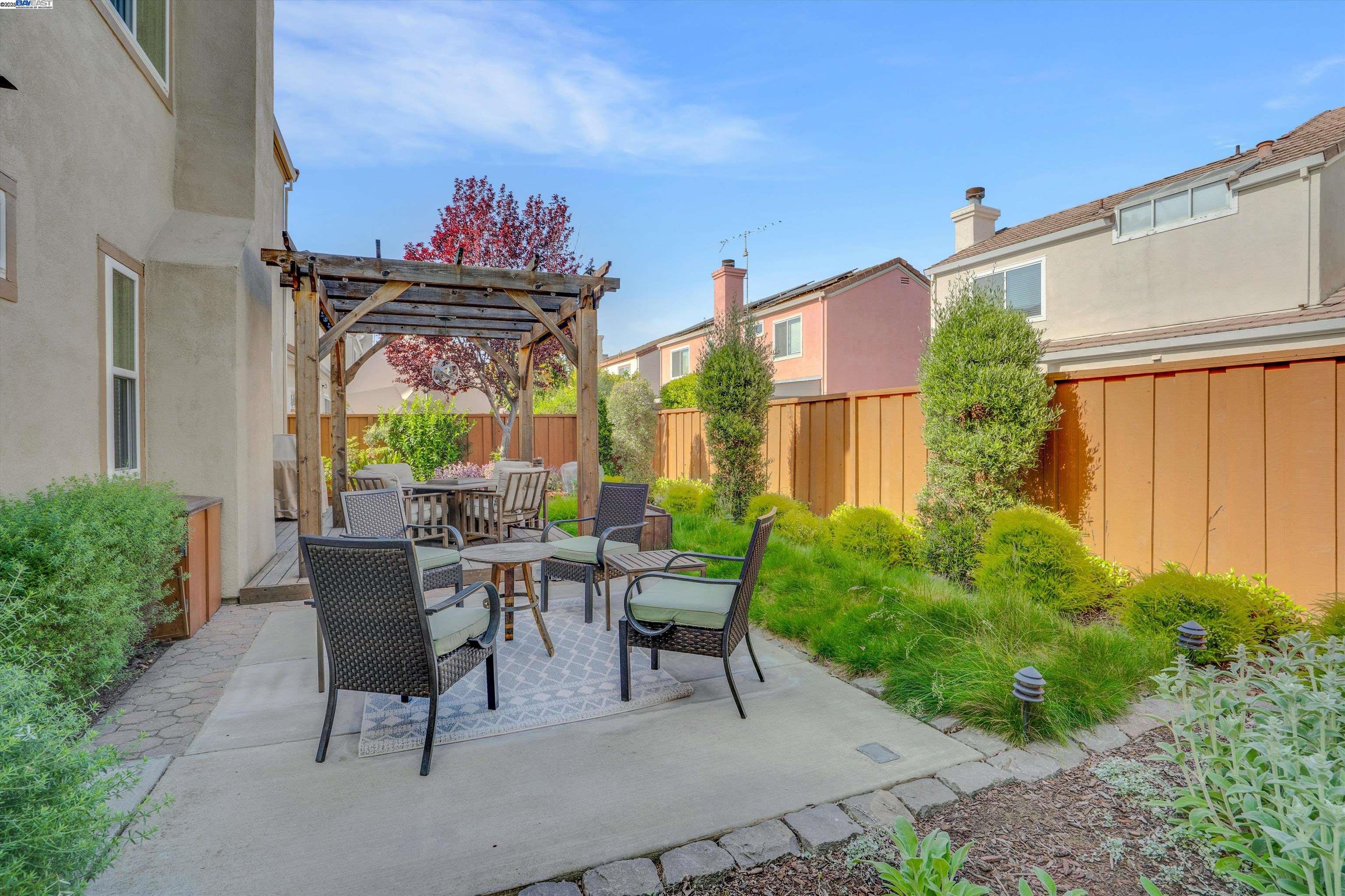 Detail Gallery Image 37 of 45 For 1166 Seaside Way, Milpitas,  CA 95035 - 4 Beds | 3 Baths