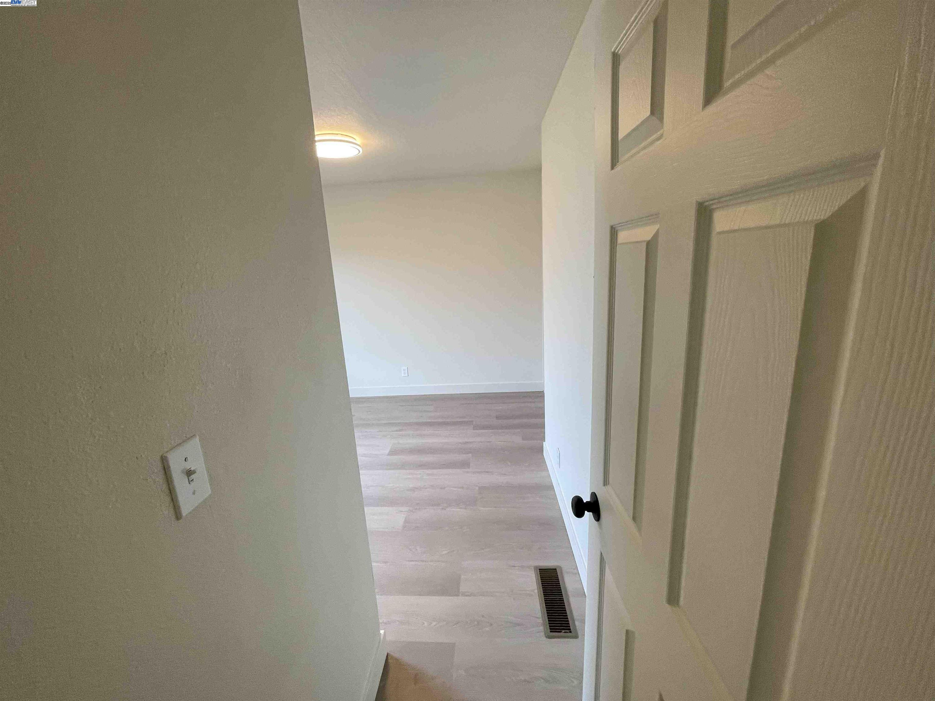 Detail Gallery Image 18 of 32 For 34552 Nantucket Cmn, Fremont,  CA 94555 - 4 Beds | 2/1 Baths