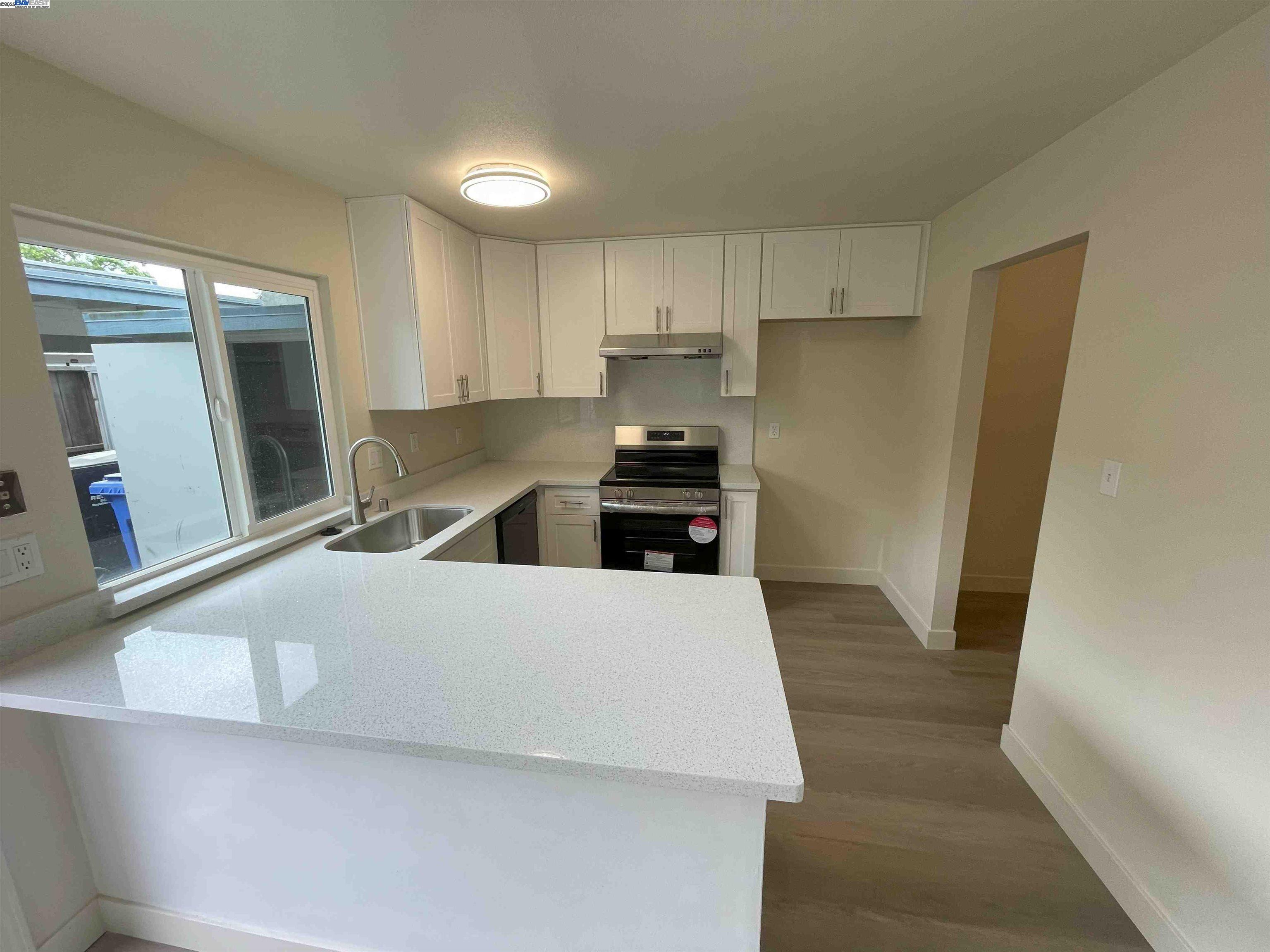 Detail Gallery Image 26 of 32 For 34552 Nantucket Cmn, Fremont,  CA 94555 - 4 Beds | 2/1 Baths