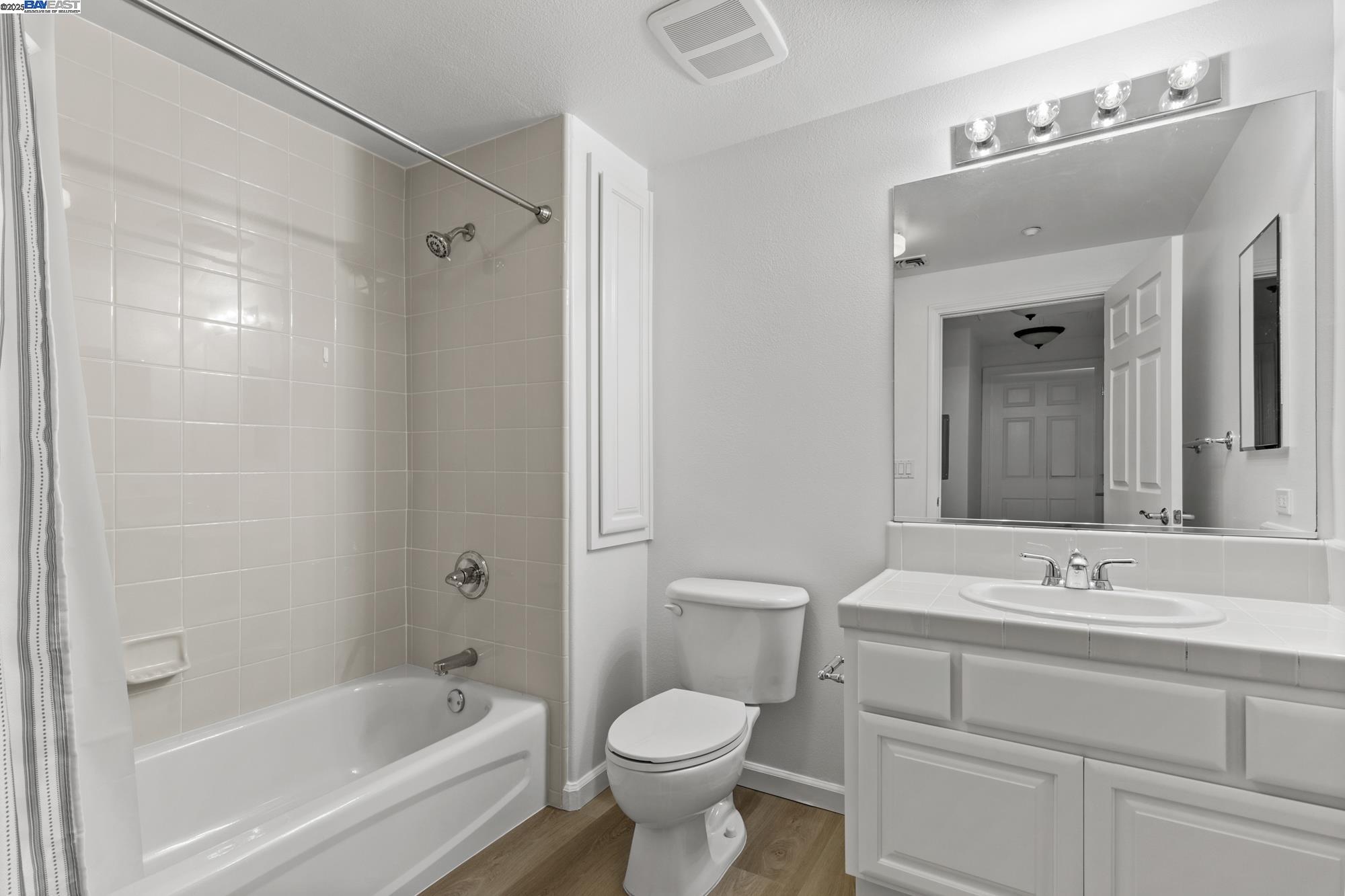 Detail Gallery Image 20 of 37 For 3275 Dublin Blvd #222,  Dublin,  CA 94568 - 2 Beds | 2 Baths