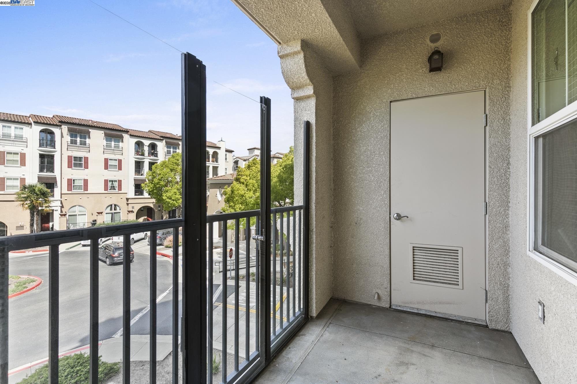 Detail Gallery Image 23 of 37 For 3275 Dublin Blvd #222,  Dublin,  CA 94568 - 2 Beds | 2 Baths