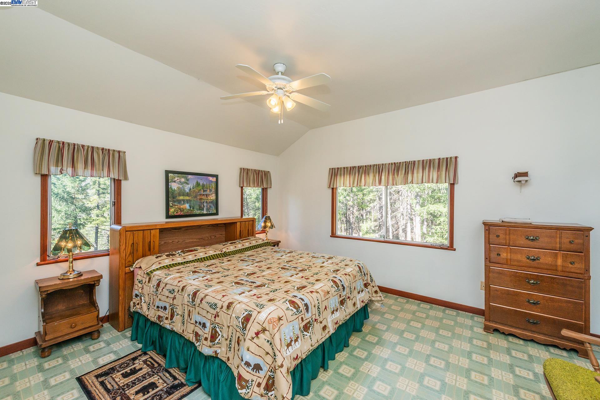 Detail Gallery Image 25 of 58 For 8341 East Side Rd, Trinity Center,  CA 96091 - 3 Beds | 3 Baths
