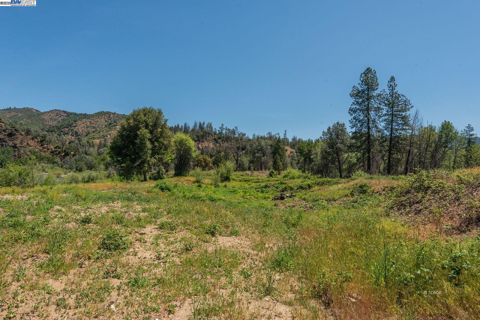 Detail Gallery Image 14 of 32 For 200 Dutch Creek Road, –,  CA 96048 - – Beds | – Baths