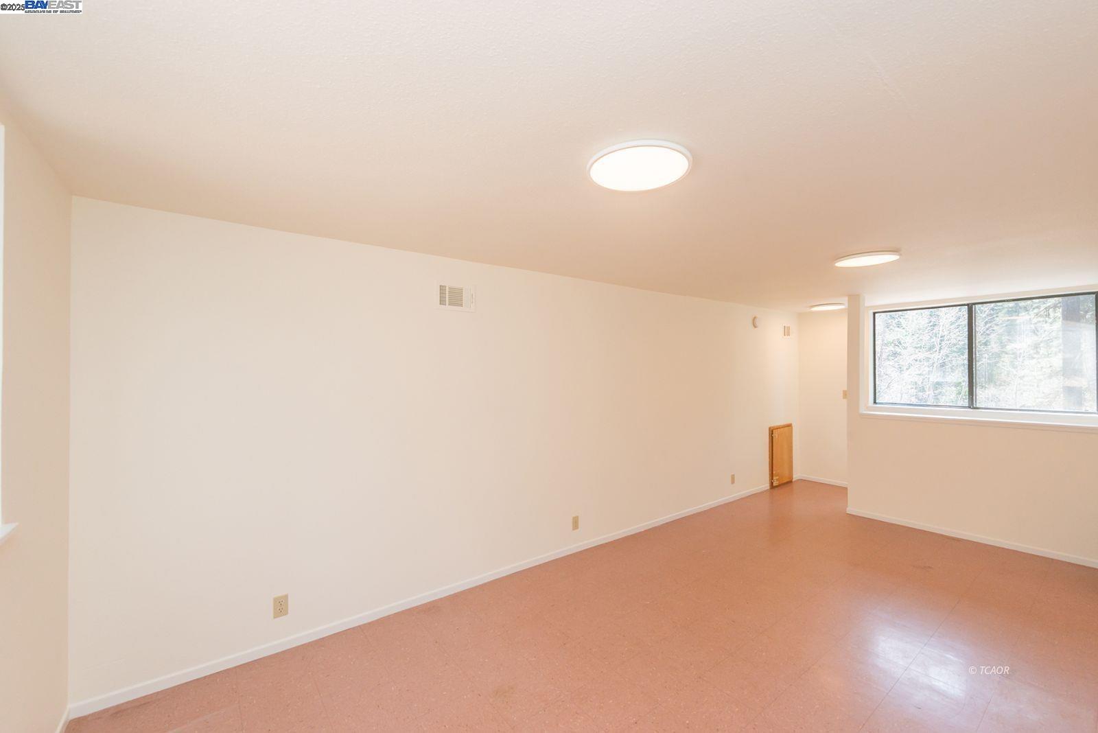 Detail Gallery Image 21 of 48 For 121 Mountain Aire Ln, Trinity Center,  CA 96091 - 2 Beds | 1 Baths