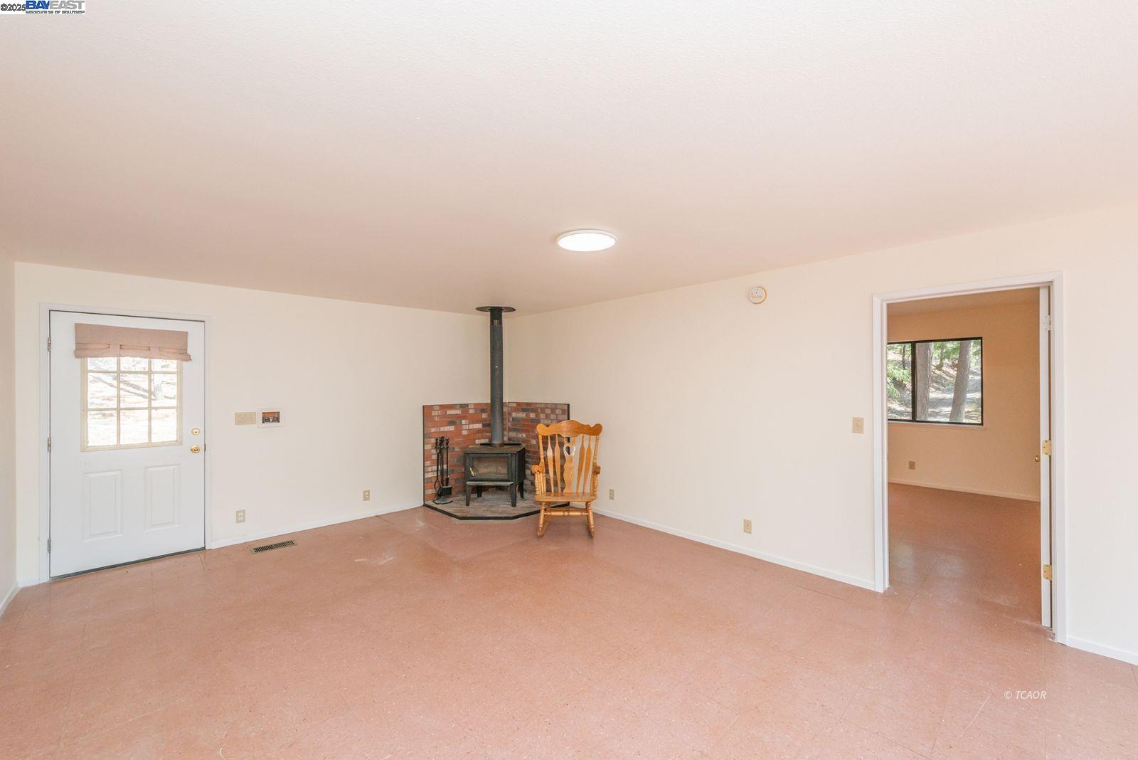 Detail Gallery Image 25 of 51 For 121 Mountain Aire Ln, Trinity Center,  CA 96091 - 2 Beds | 1 Baths
