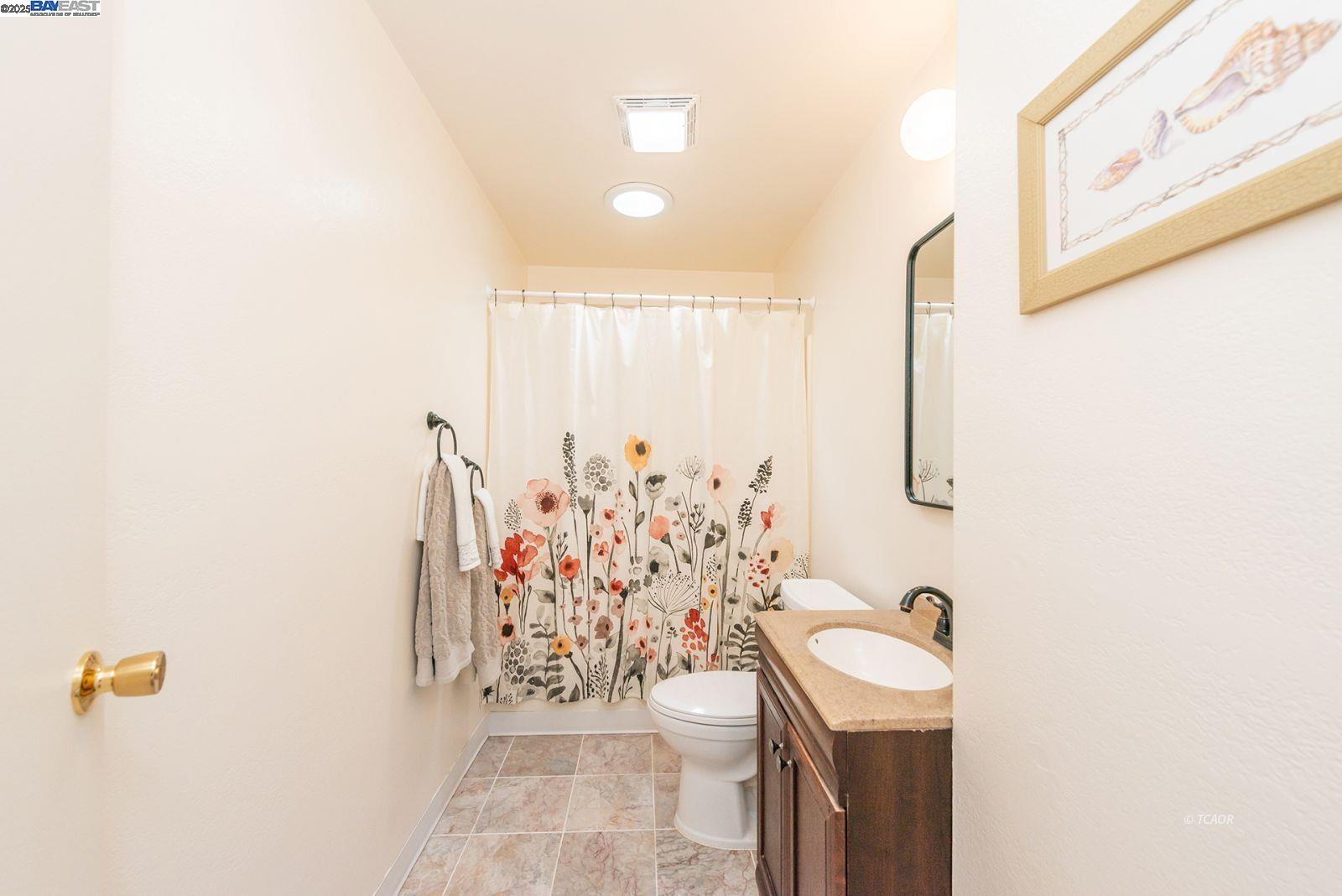 Detail Gallery Image 21 of 50 For 170 Lower Mill St., Weaverville,  CA 96093 - 4 Beds | 2 Baths