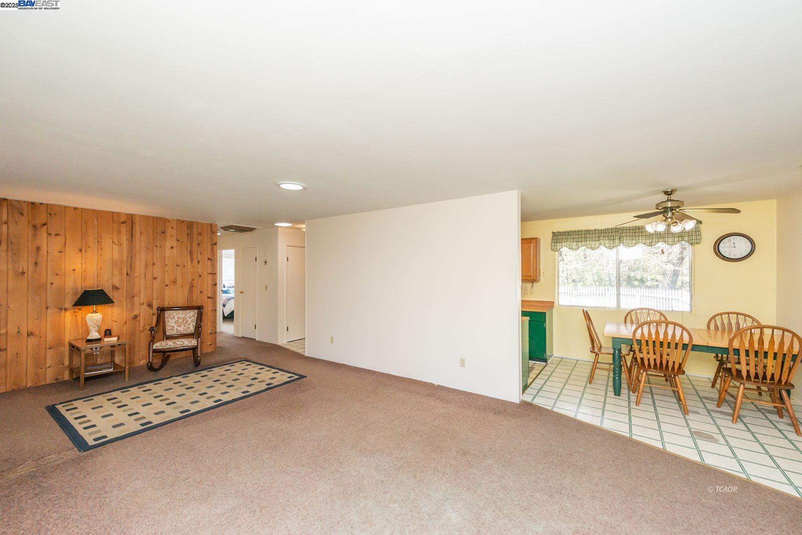 Detail Gallery Image 4 of 50 For 170 Lower Mill St., Weaverville,  CA 96093 - 4 Beds | 2 Baths