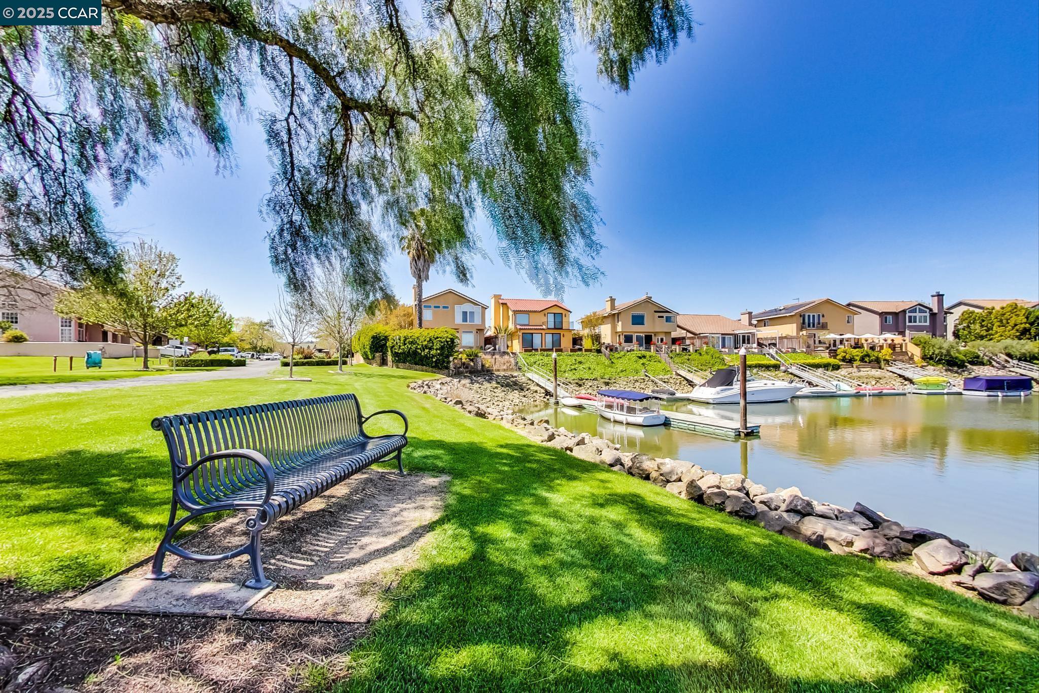 Detail Gallery Image 1 of 55 For 19 S Newport Dr, Napa,  CA 94559 - 4 Beds | 2/1 Baths