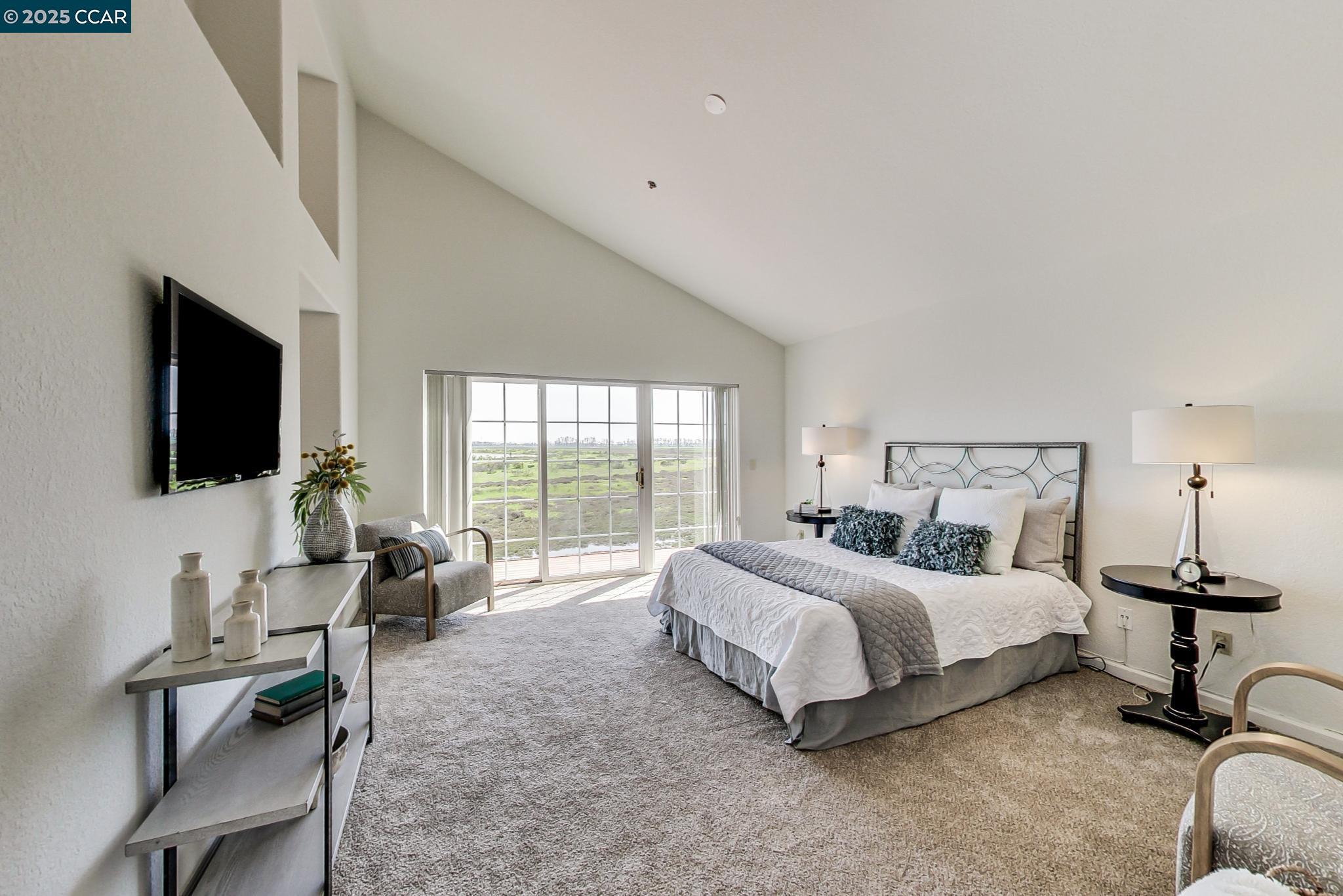 Detail Gallery Image 23 of 55 For 19 S Newport Dr, Napa,  CA 94559 - 4 Beds | 2/1 Baths