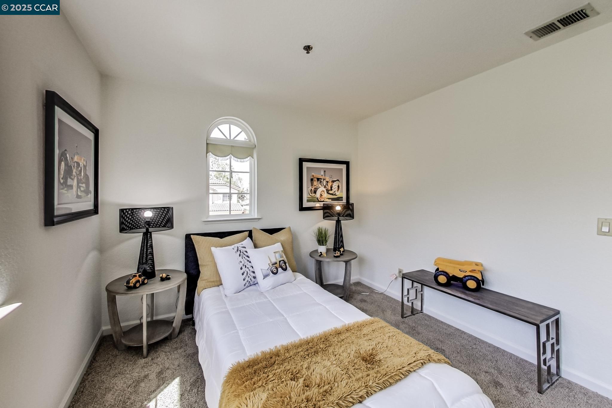 Detail Gallery Image 30 of 55 For 19 S Newport Dr, Napa,  CA 94559 - 4 Beds | 2/1 Baths