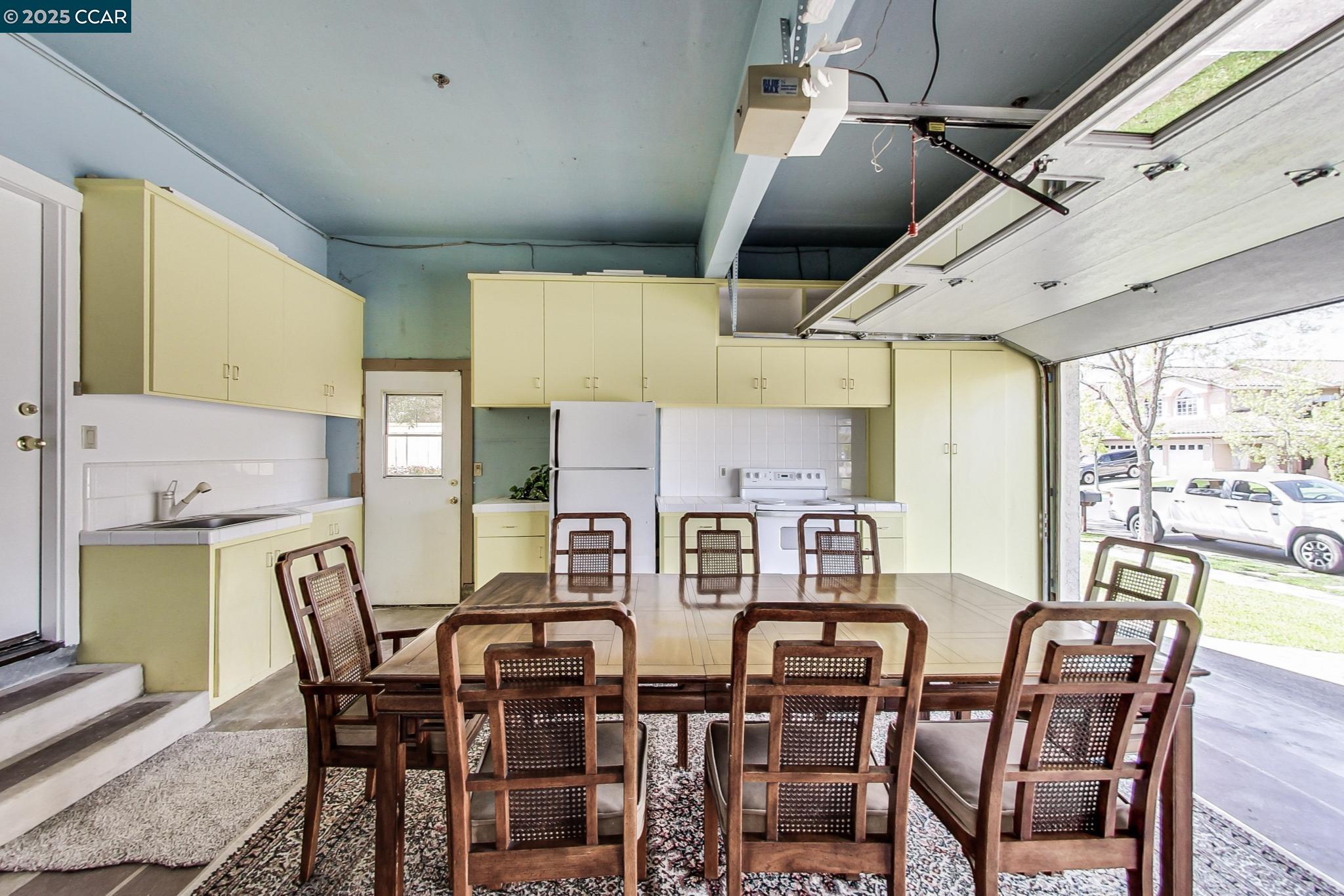 Detail Gallery Image 39 of 55 For 19 S Newport Dr, Napa,  CA 94559 - 4 Beds | 2/1 Baths
