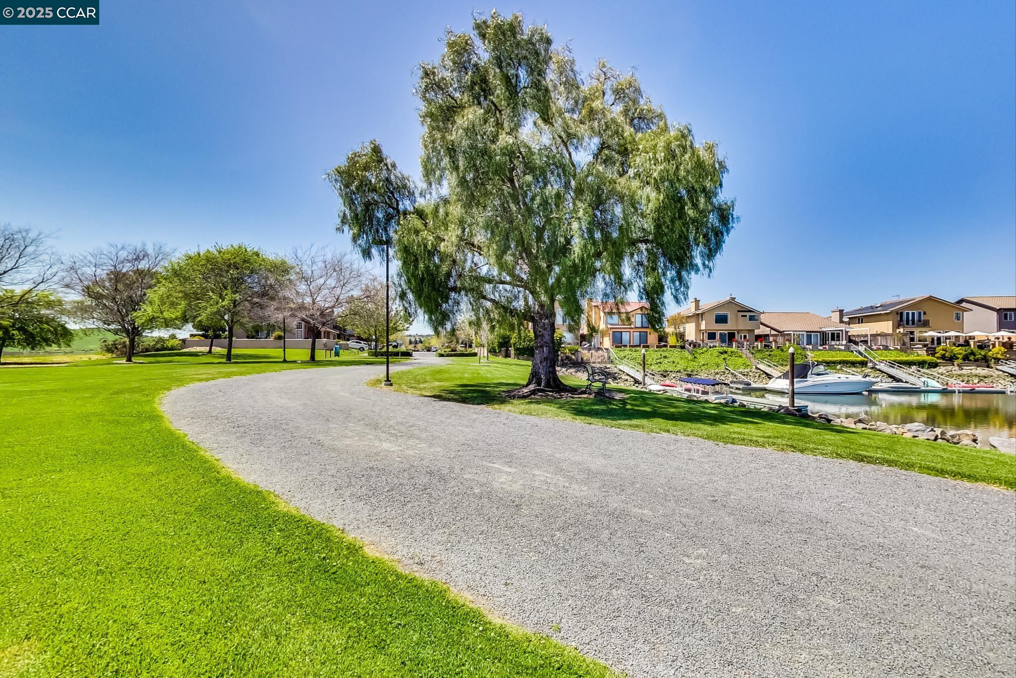Detail Gallery Image 46 of 55 For 19 S Newport Dr, Napa,  CA 94559 - 4 Beds | 2/1 Baths