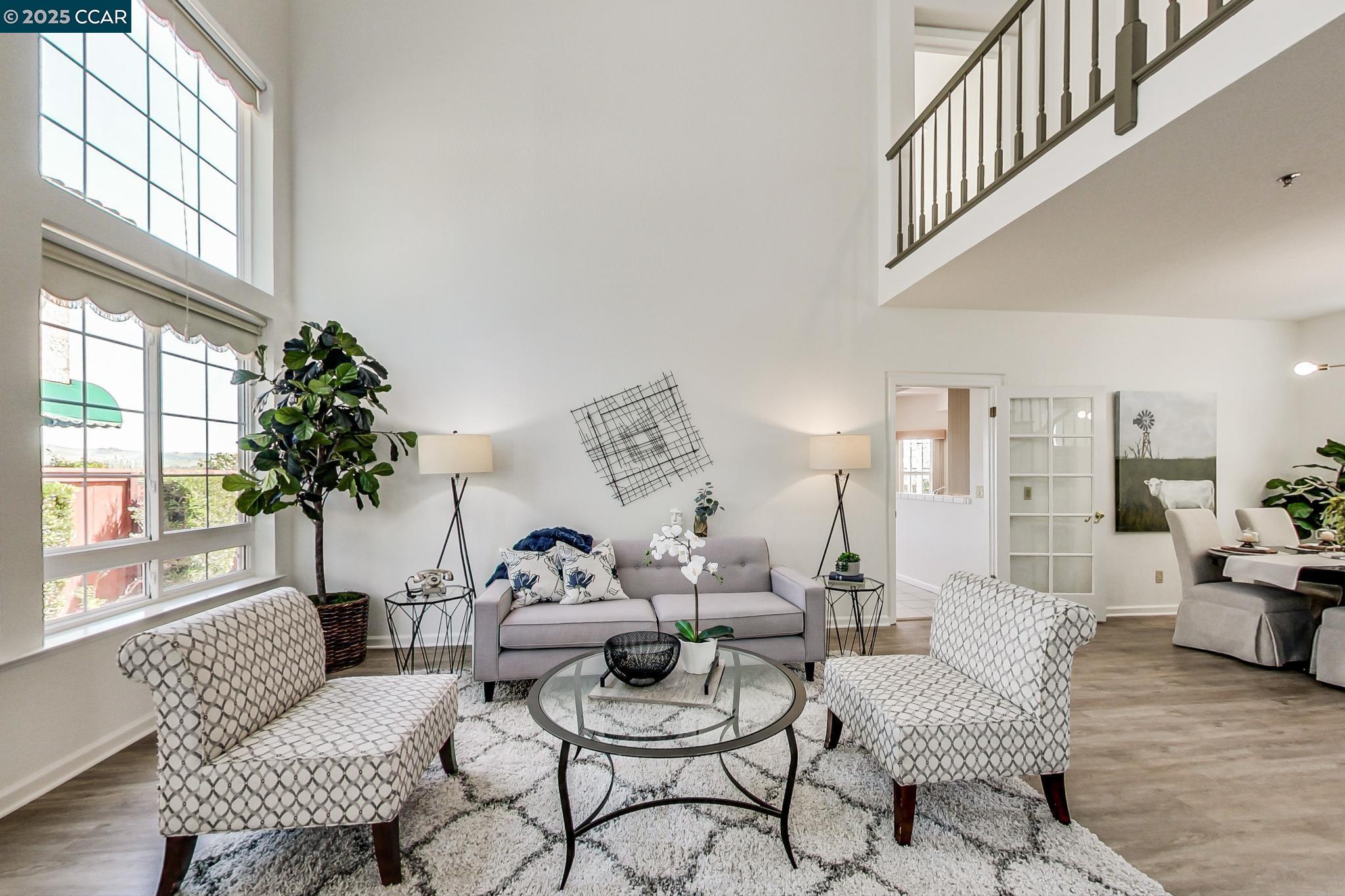 Detail Gallery Image 5 of 55 For 19 S Newport Dr, Napa,  CA 94559 - 4 Beds | 2/1 Baths