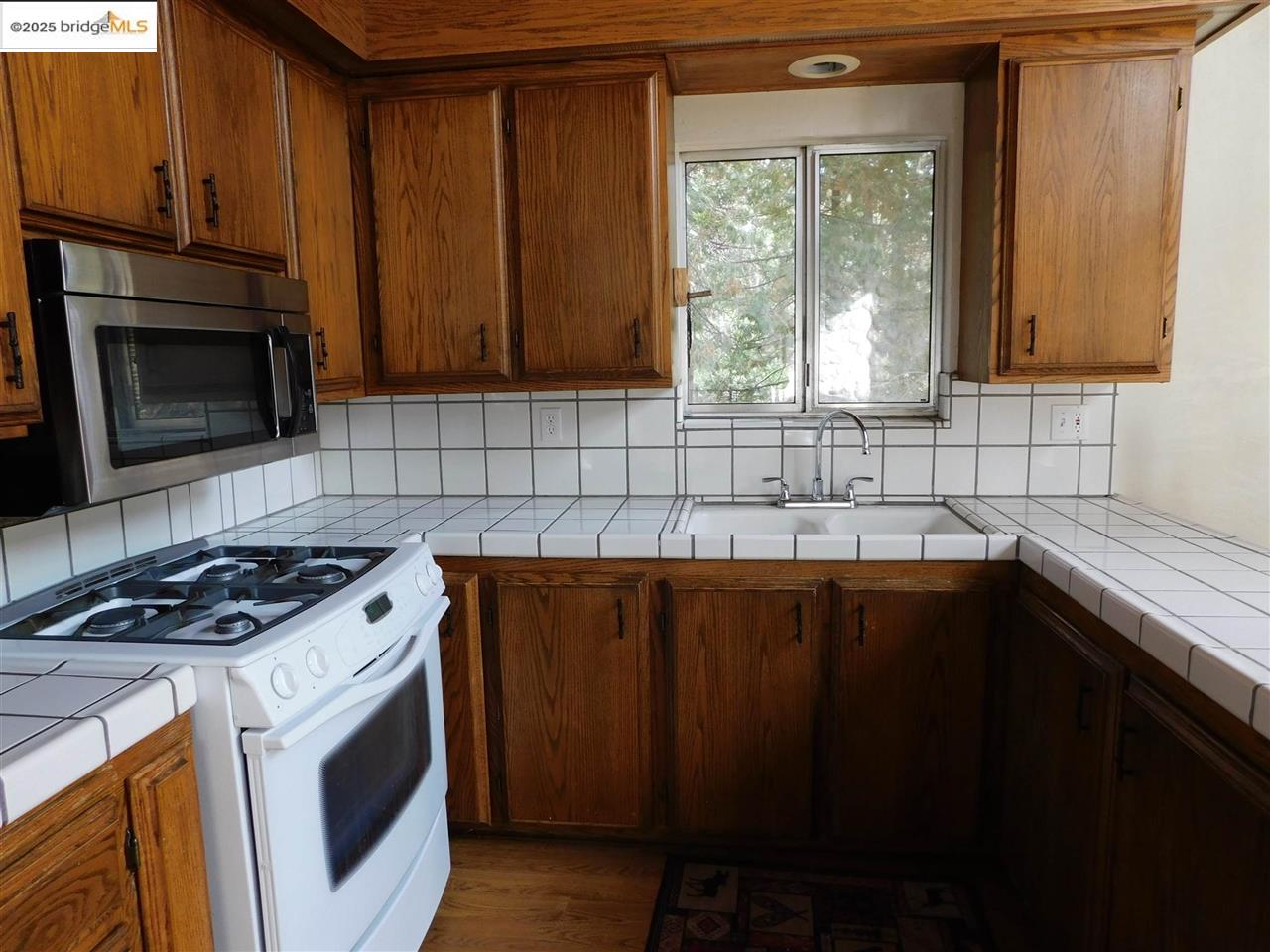 Detail Gallery Image 11 of 41 For 25475 Bambi, Long Barn,  CA 95335 - 3 Beds | 2 Baths