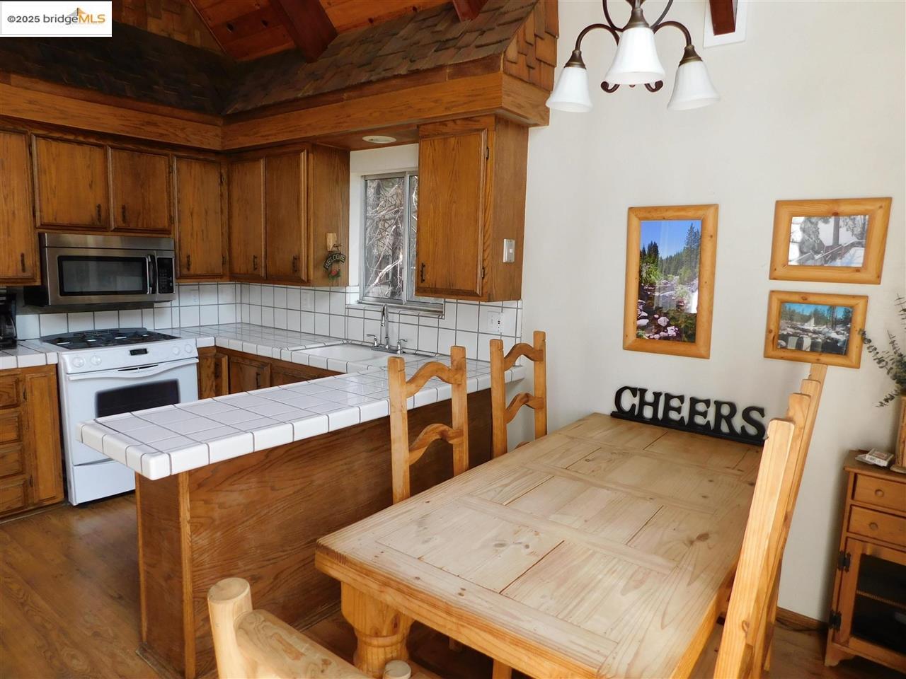 Detail Gallery Image 13 of 41 For 25475 Bambi, Long Barn,  CA 95335 - 3 Beds | 2 Baths