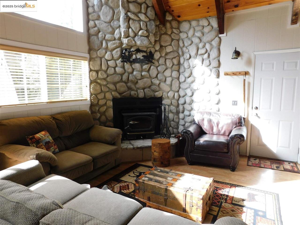 Detail Gallery Image 15 of 41 For 25475 Bambi, Long Barn,  CA 95335 - 3 Beds | 2 Baths