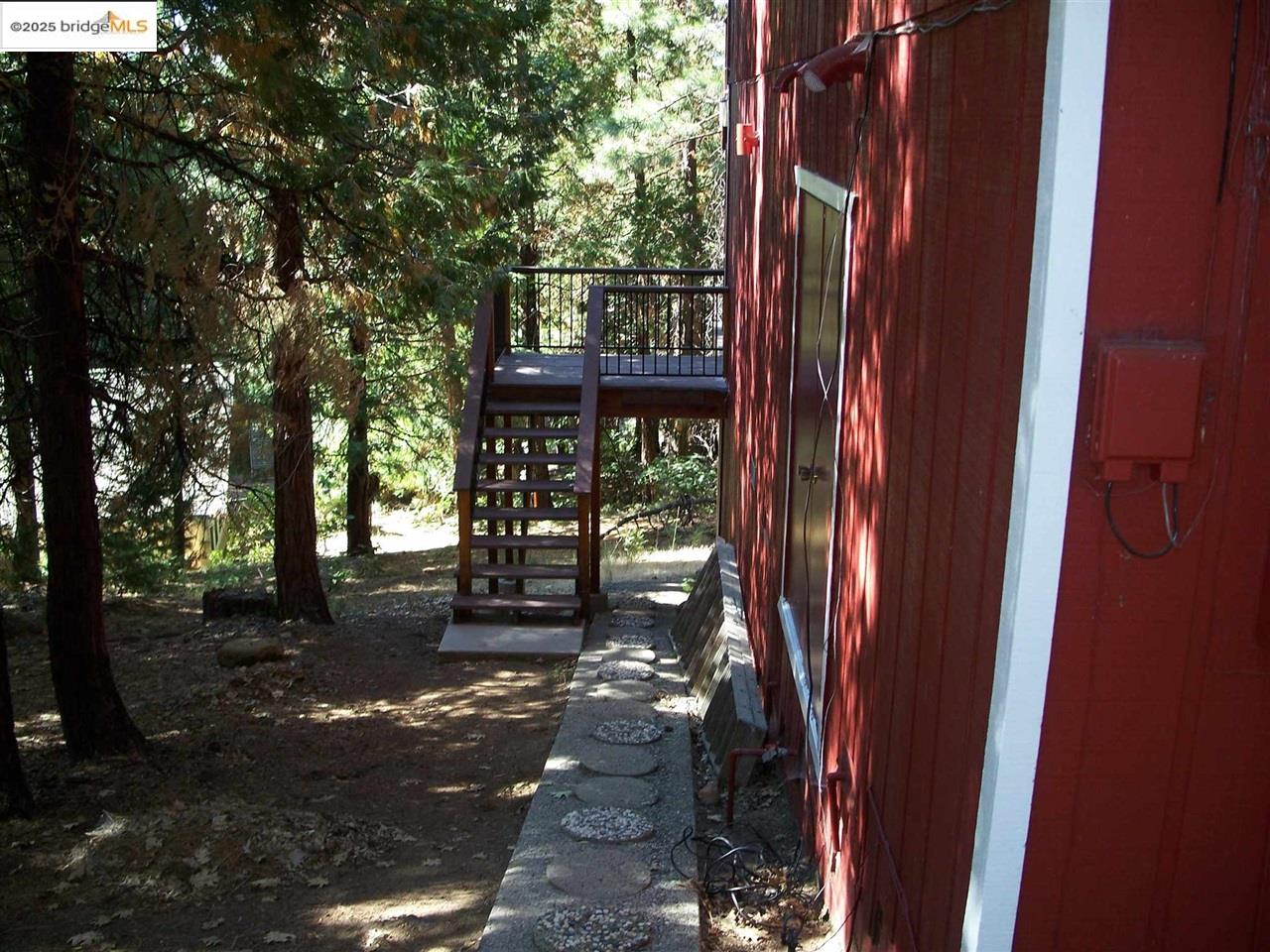 Detail Gallery Image 5 of 41 For 25475 Bambi, Long Barn,  CA 95335 - 3 Beds | 2 Baths
