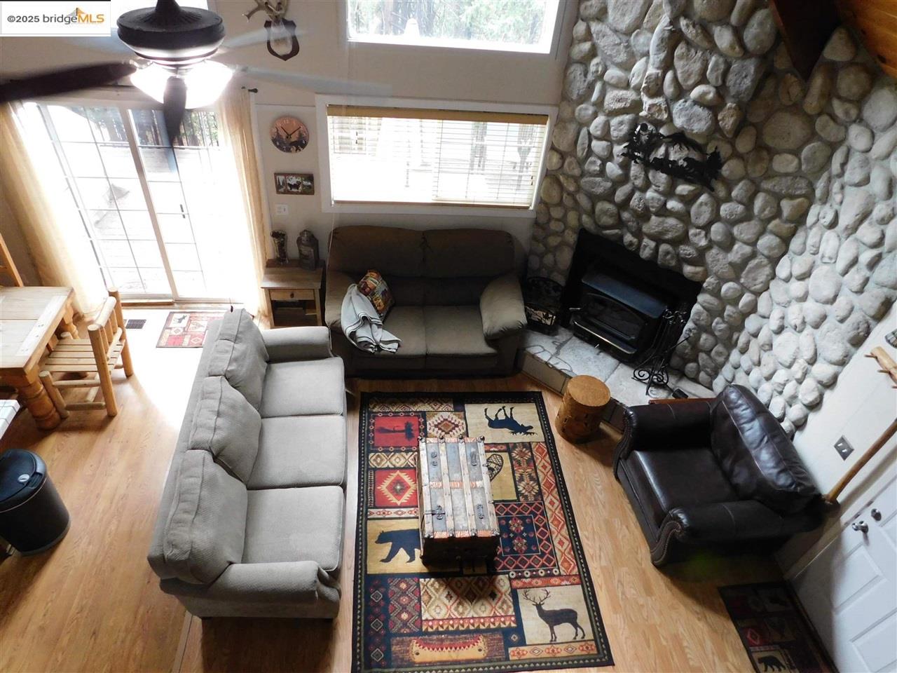 Detail Gallery Image 6 of 41 For 25475 Bambi, Long Barn,  CA 95335 - 3 Beds | 2 Baths