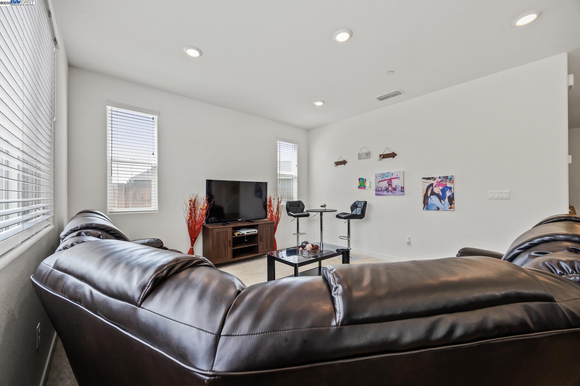 Detail Gallery Image 14 of 50 For 5610 Julia Ave, Keyes,  CA 95328 - 4 Beds | 3/1 Baths