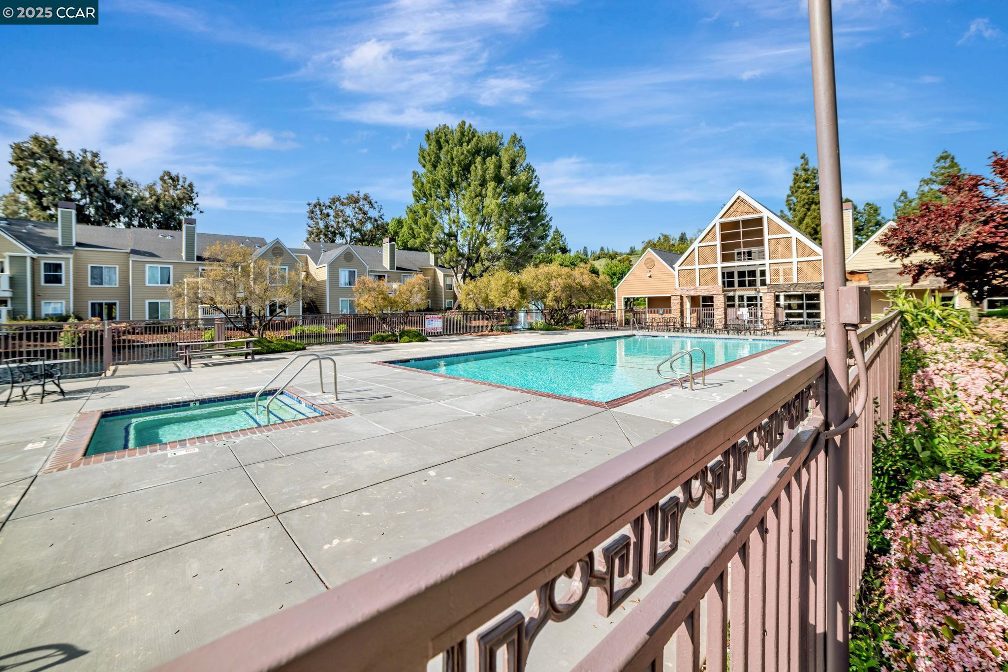 Photo #25: 41095038 Listing: Photo #25