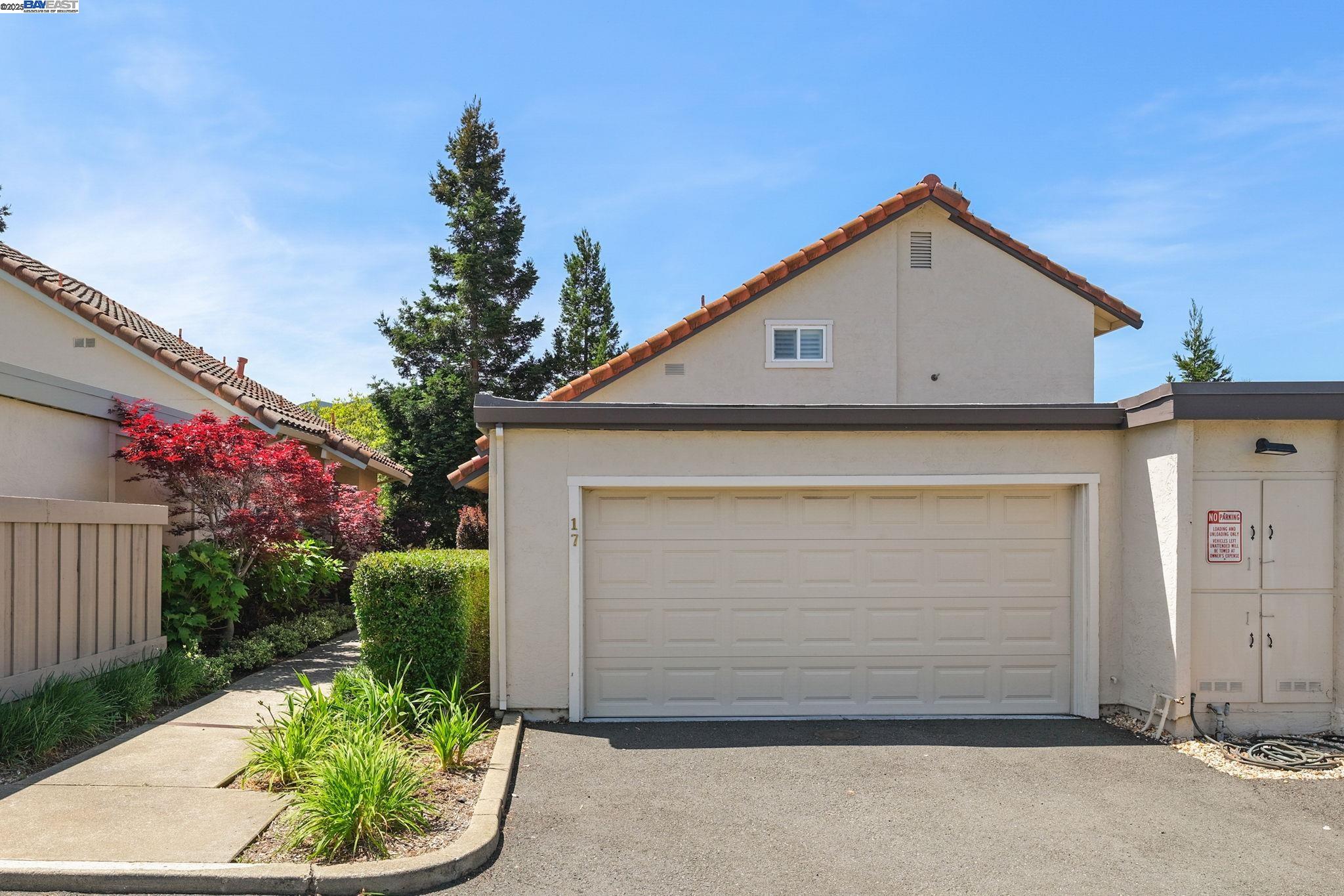 Detail Gallery Image 1 of 1 For 17 Mt Wilson Way, Clayton,  CA 94517 - 2 Beds | 2/1 Baths