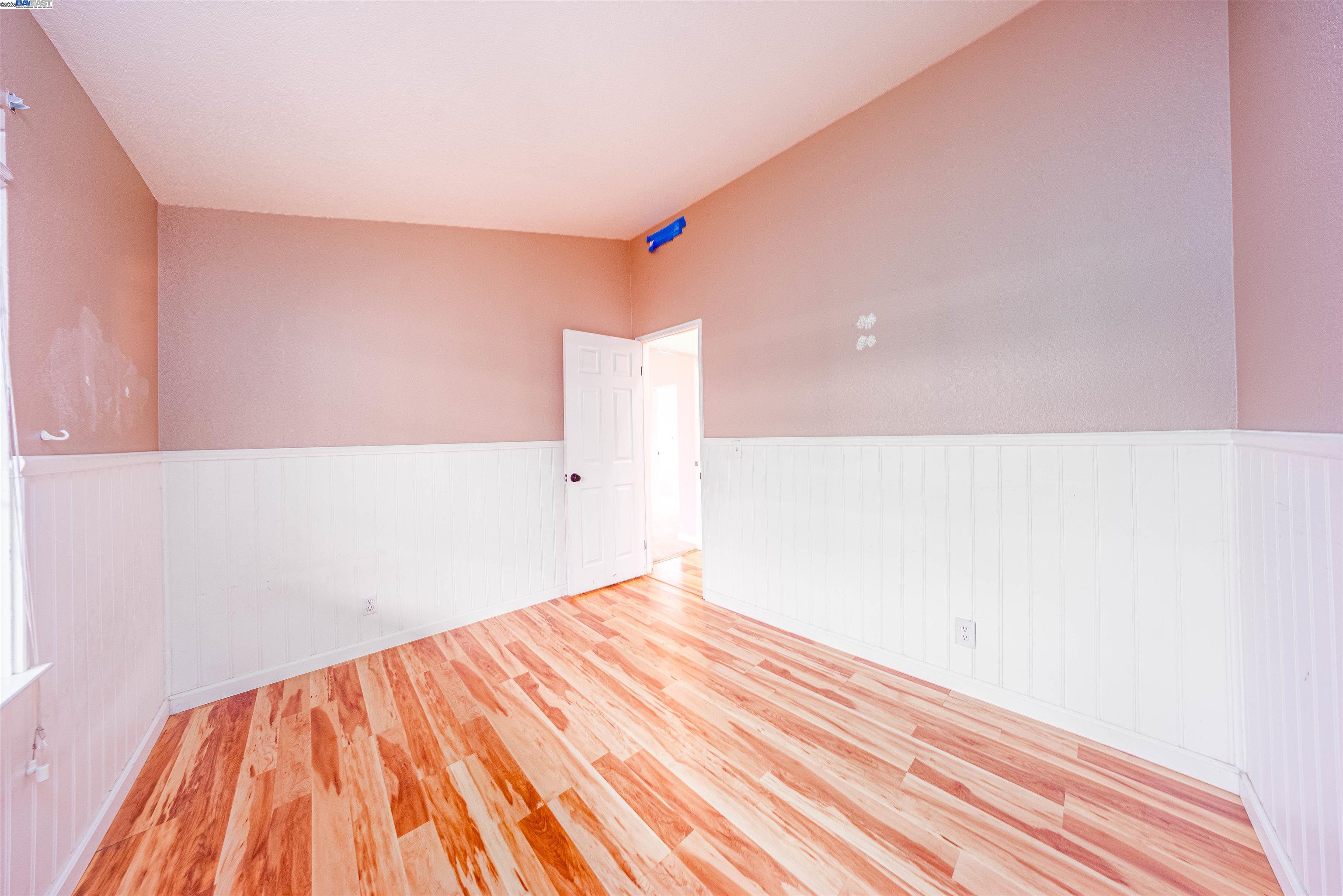 Detail Gallery Image 23 of 27 For 120 Dixon Landing Rd Spc 25,  Milpitas,  CA 95035 - 3 Beds | 2 Baths