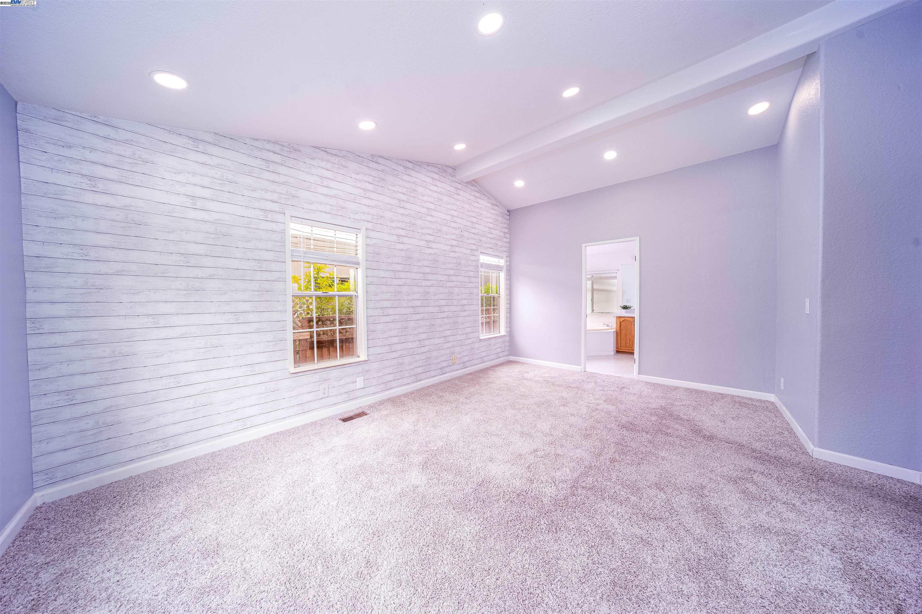 Detail Gallery Image 25 of 27 For 120 Dixon Landing Rd Spc 25,  Milpitas,  CA 95035 - 3 Beds | 2 Baths