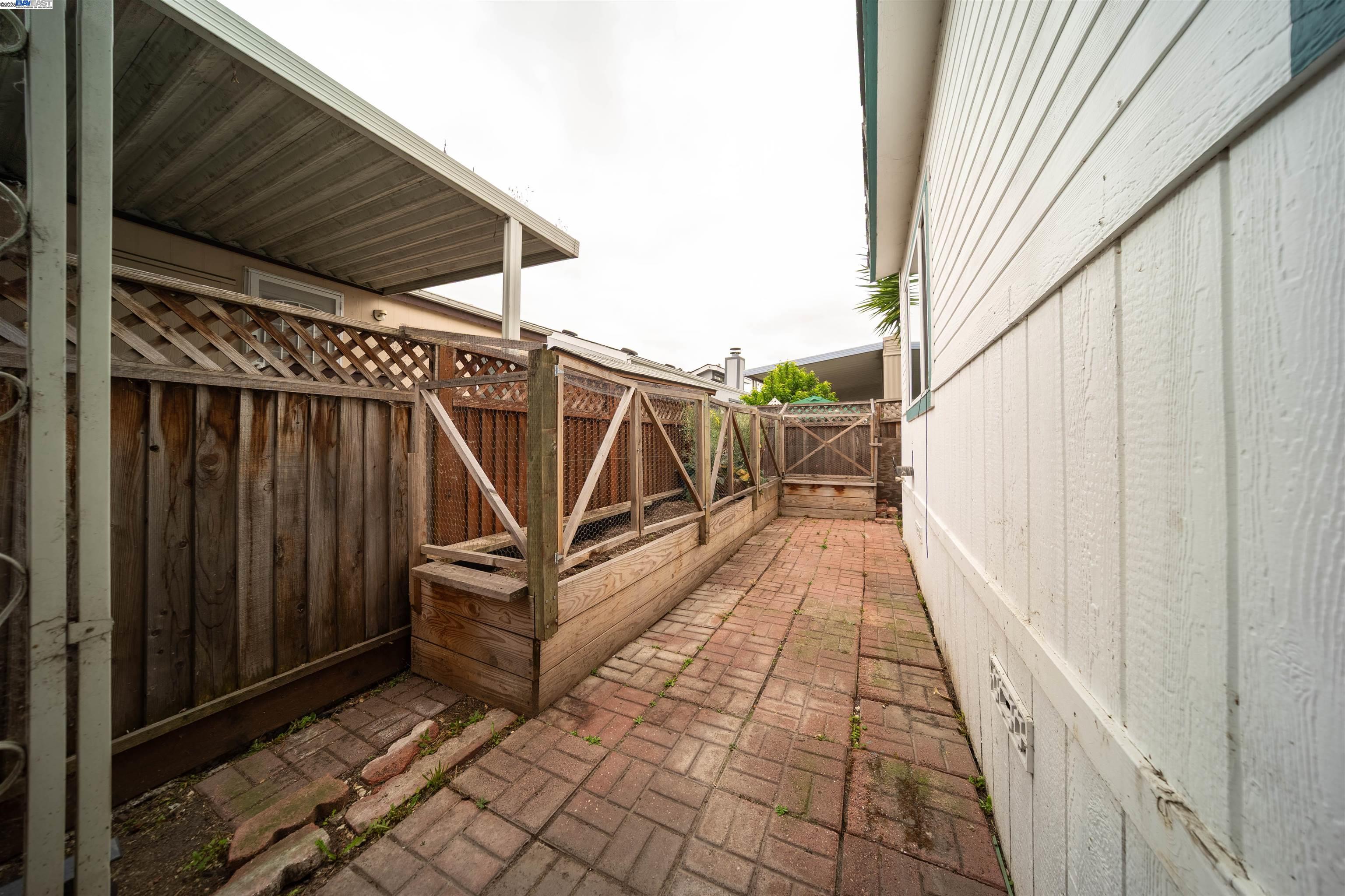 Detail Gallery Image 27 of 27 For 120 Dixon Landing Rd Spc 25,  Milpitas,  CA 95035 - 3 Beds | 2 Baths