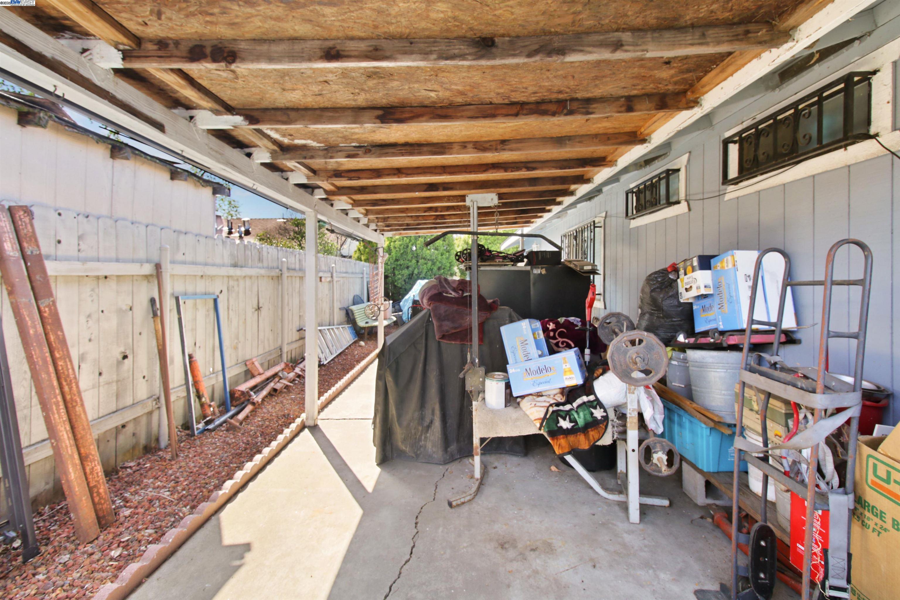 Detail Gallery Image 13 of 34 For 630 Jessie Ave, Sacramento,  CA 95838 - 6 Beds | 4 Baths