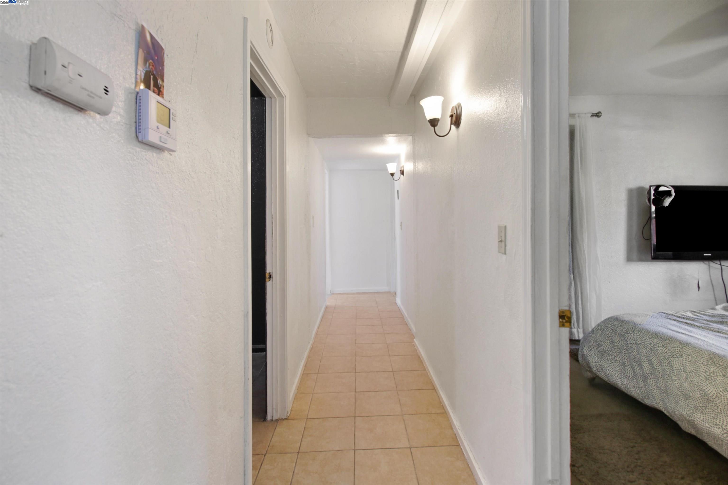 Detail Gallery Image 21 of 34 For 630 Jessie Ave, Sacramento,  CA 95838 - 6 Beds | 4 Baths