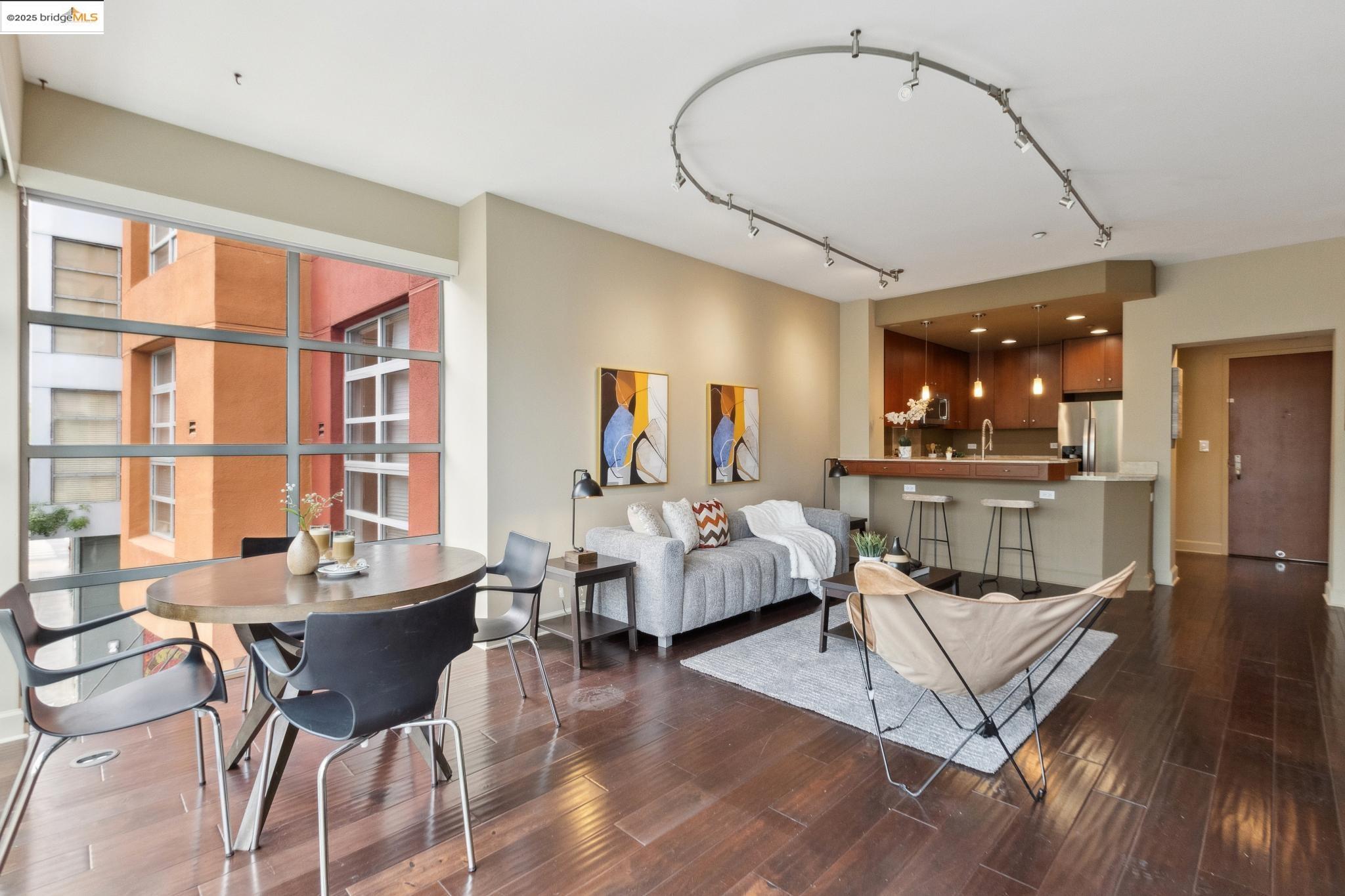 Photo #2: 41095053 Listing 