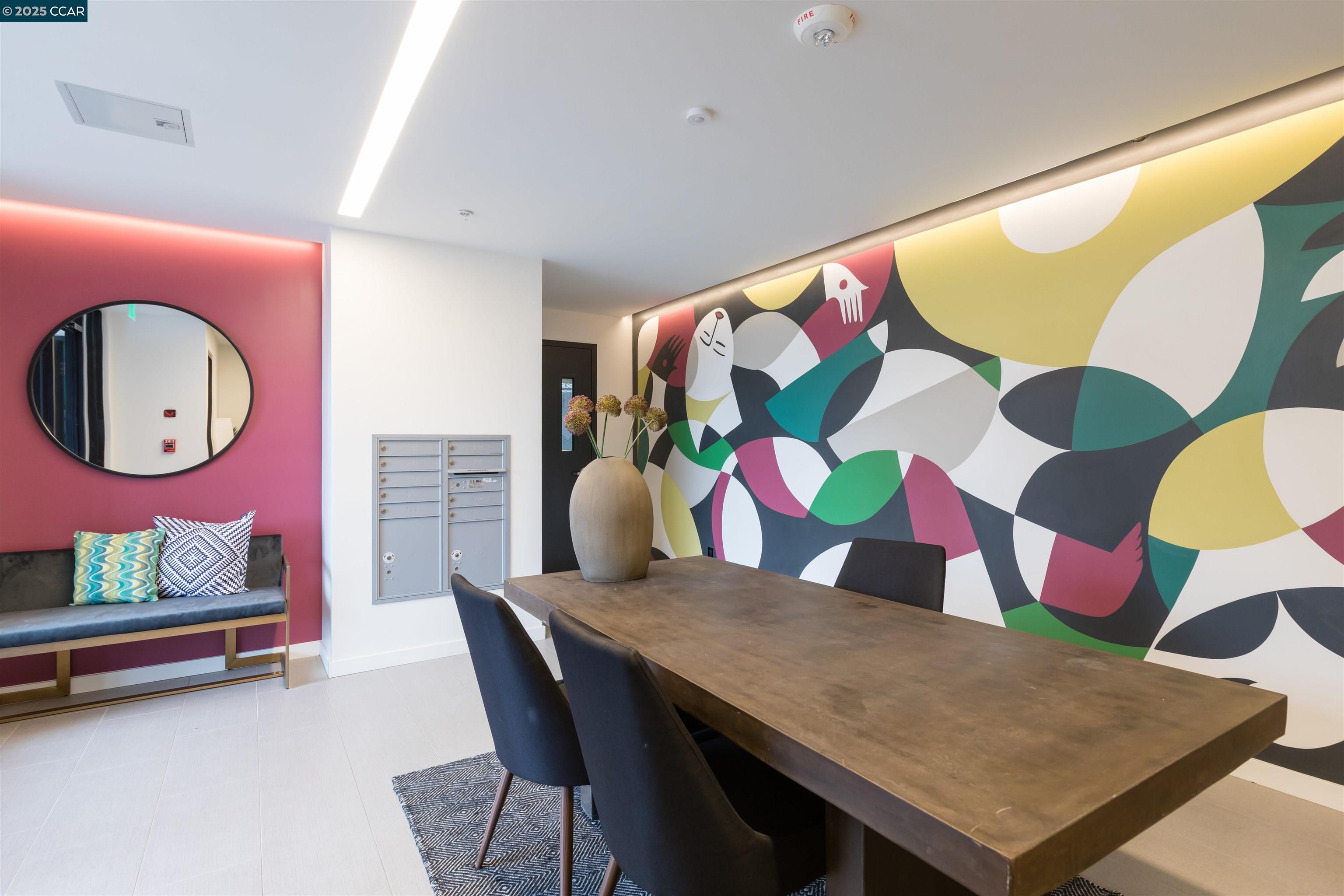 Detail Gallery Image 14 of 28 For 58 Vernon St #201,  Oakland,  CA 94610 - 2 Beds | 2 Baths