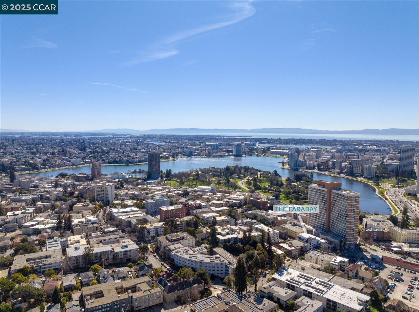 Detail Gallery Image 17 of 28 For 58 Vernon St #201,  Oakland,  CA 94610 - 2 Beds | 2 Baths
