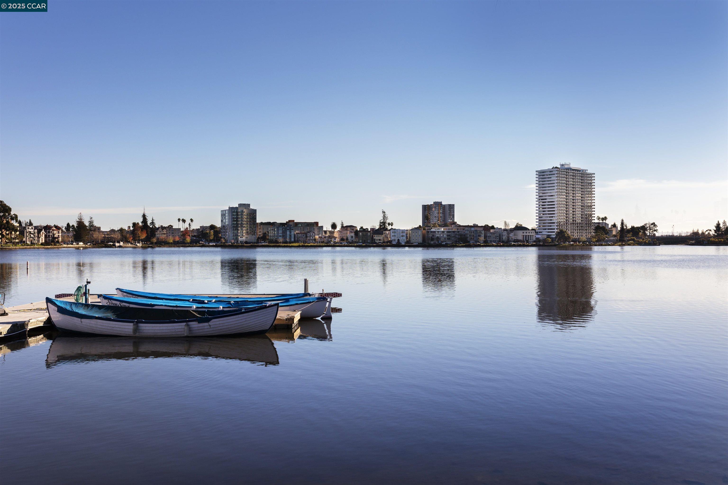 Detail Gallery Image 21 of 28 For 58 Vernon St #201,  Oakland,  CA 94610 - 2 Beds | 2 Baths