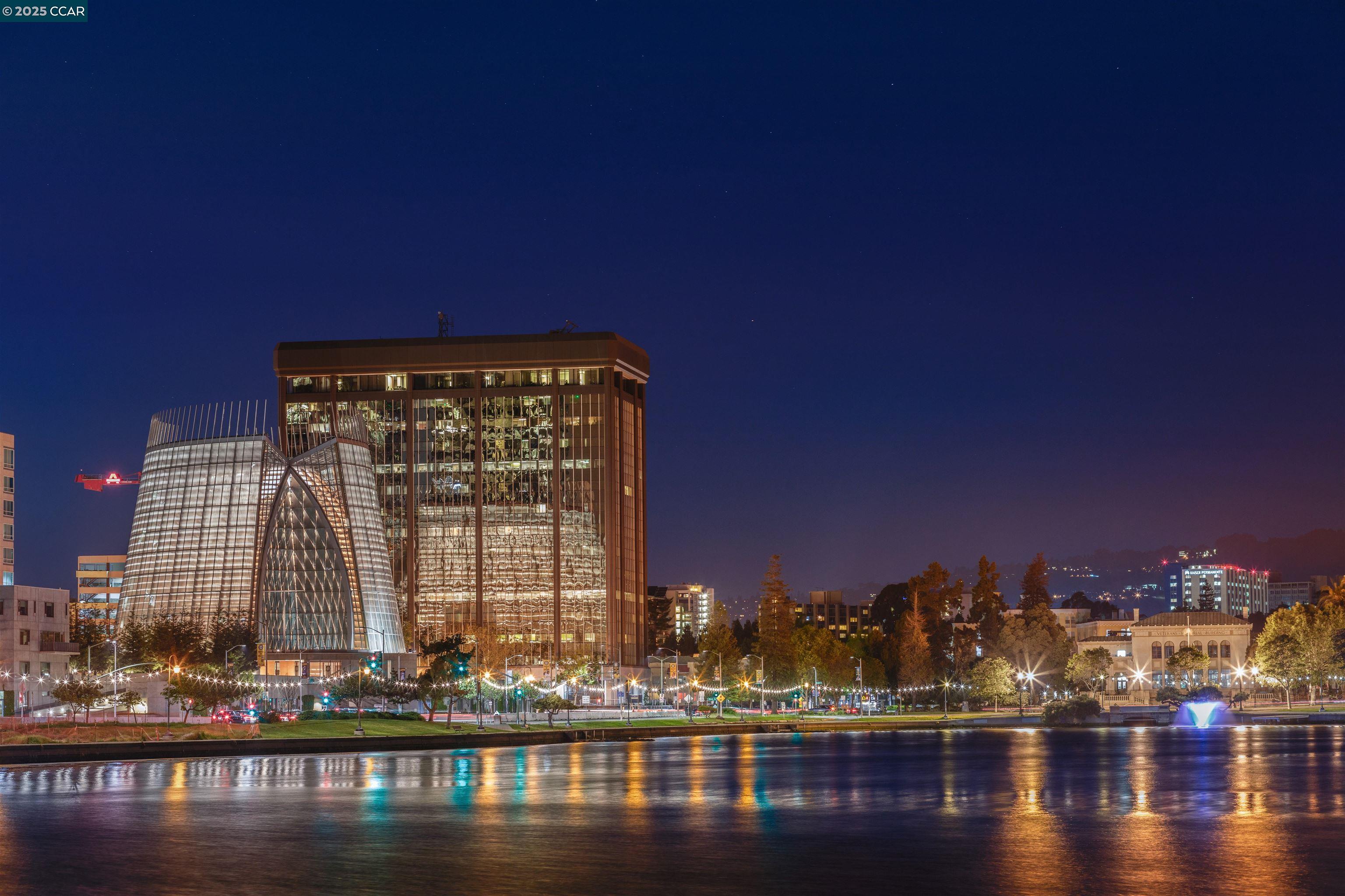 Detail Gallery Image 27 of 28 For 58 Vernon St #201,  Oakland,  CA 94610 - 2 Beds | 2 Baths