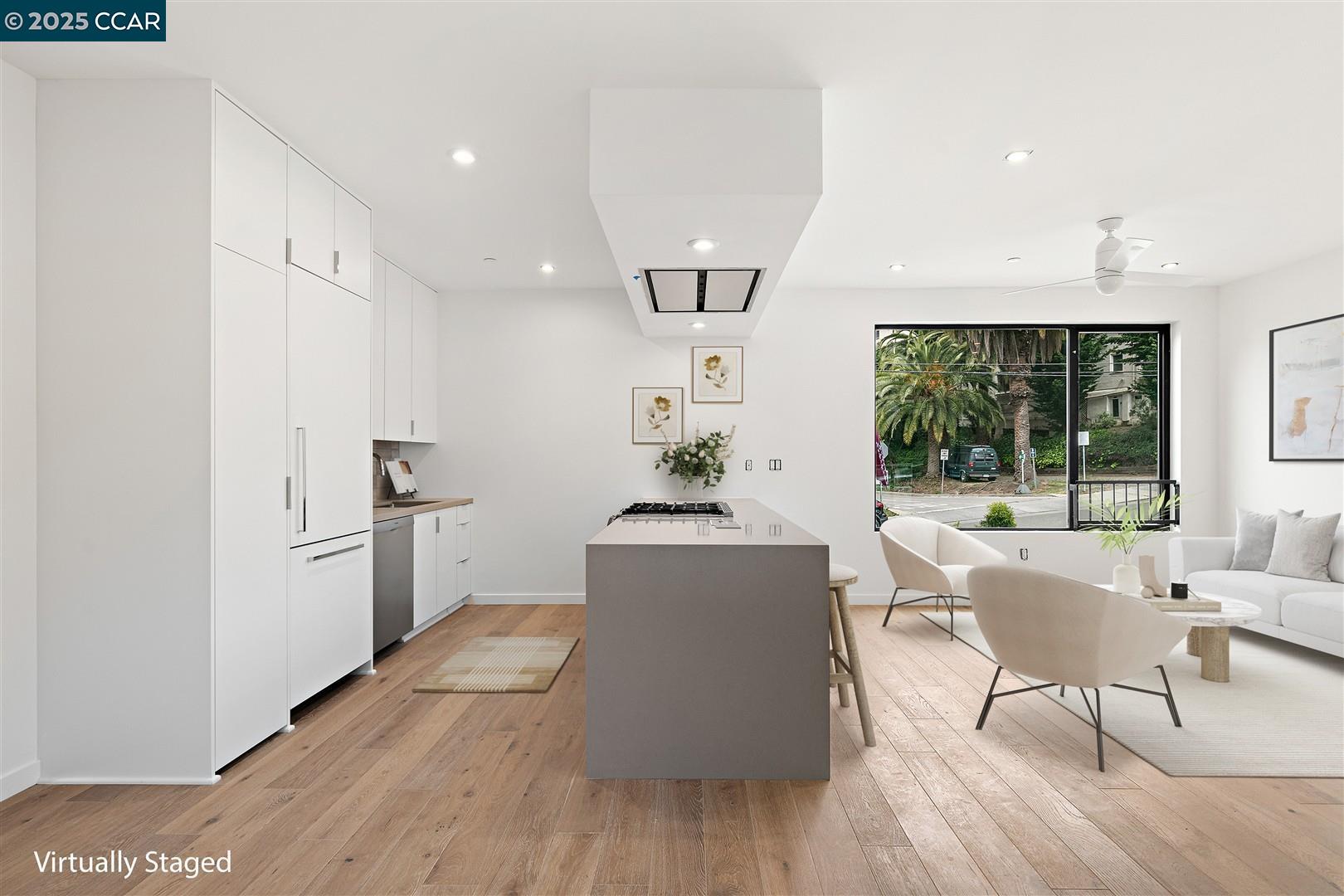 Detail Gallery Image 5 of 28 For 58 Vernon St #201,  Oakland,  CA 94610 - 2 Beds | 2 Baths