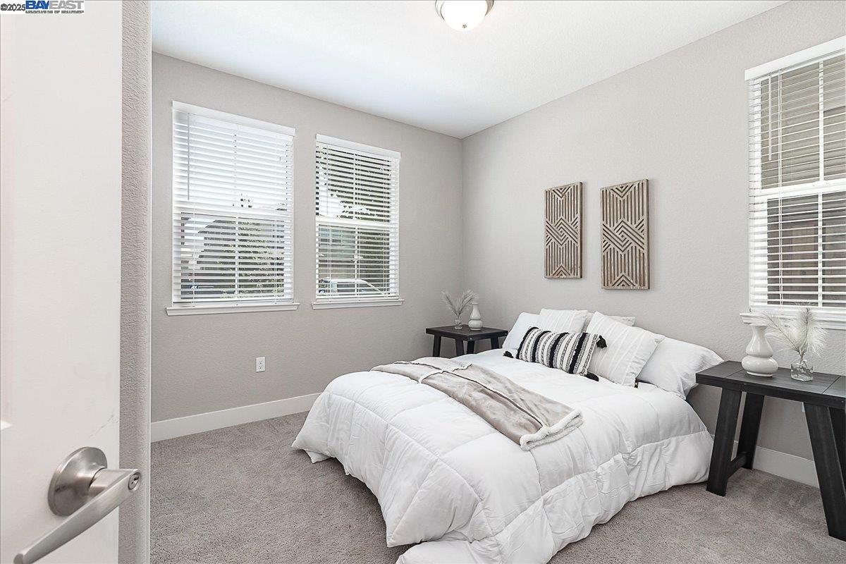 Detail Gallery Image 15 of 32 For 17867 Leto Way, Lathrop,  CA 95330 - 5 Beds | 4 Baths