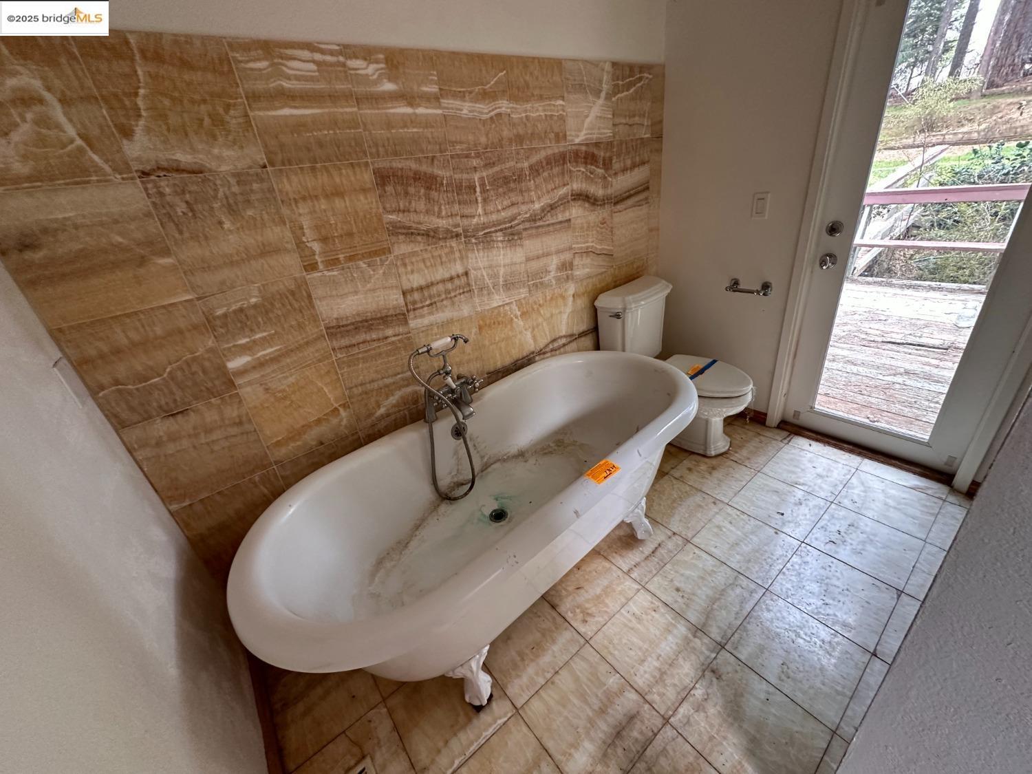 Detail Gallery Image 3 of 34 For 19071 W. Allan, Volcano,  CA 95689 - 3 Beds | 1/1 Baths
