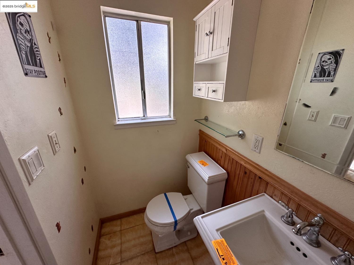 Detail Gallery Image 4 of 34 For 19071 W. Allan, Volcano,  CA 95689 - 3 Beds | 1/1 Baths