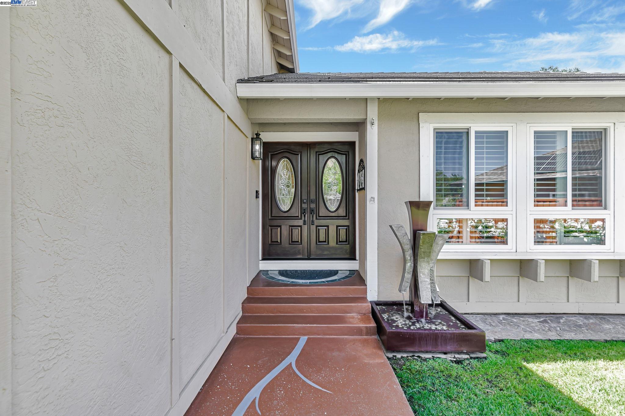 Detail Gallery Image 3 of 60 For 38957 Altura Street, Fremont,  CA 94536 - 4 Beds | 3 Baths