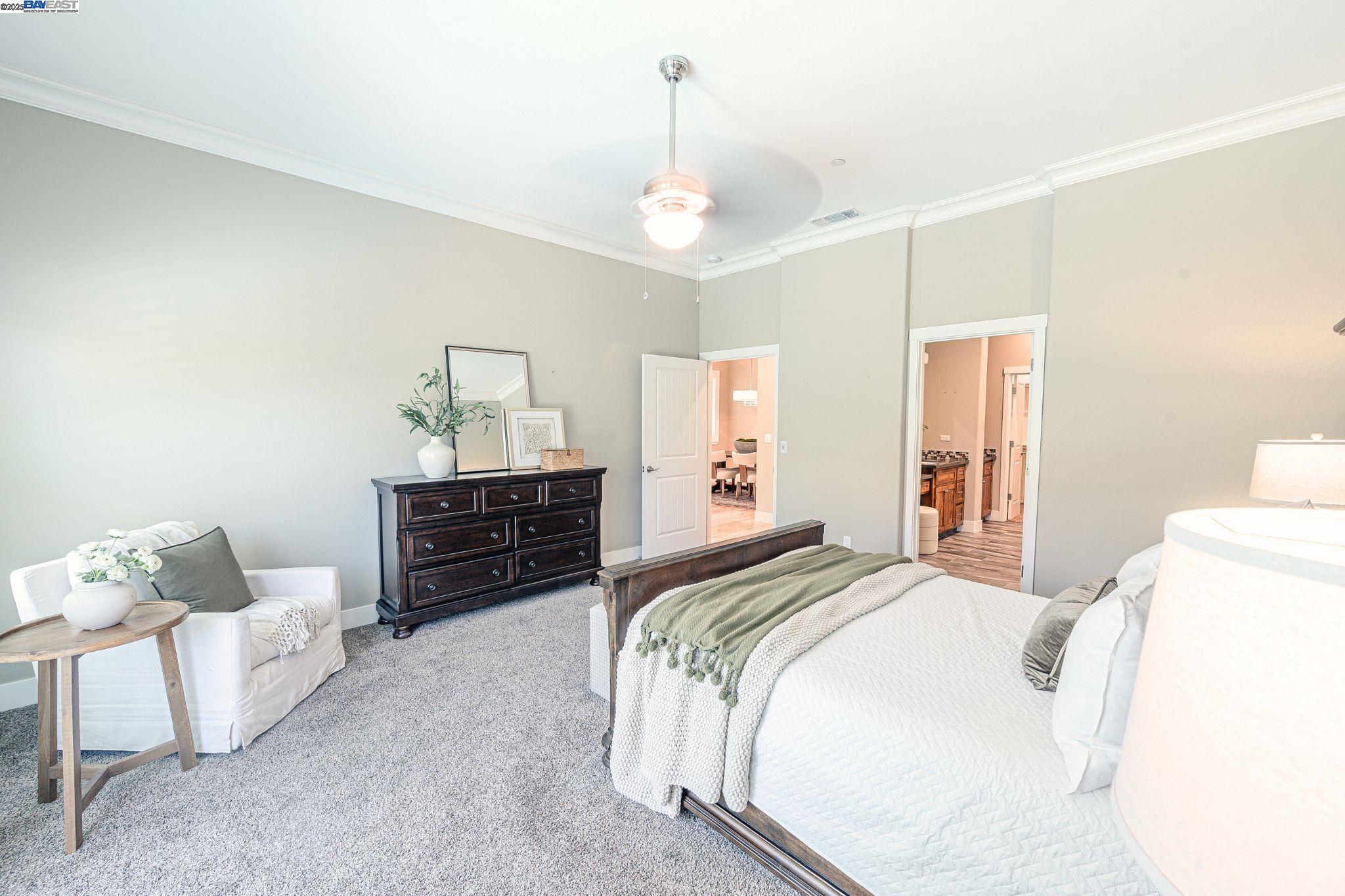 Detail Gallery Image 18 of 33 For 1927 El Portal Dr, Merced,  CA 95340 - 5 Beds | 2/1 Baths