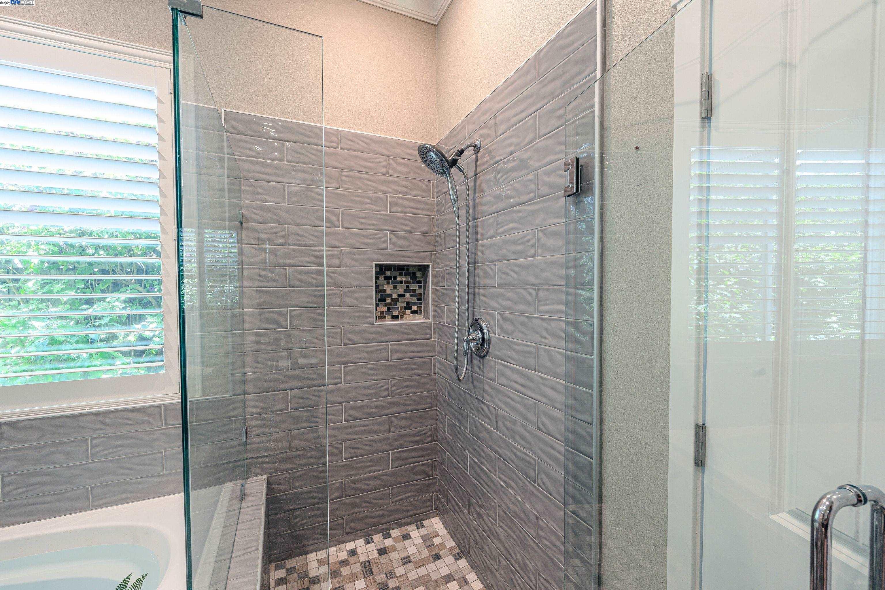 Detail Gallery Image 23 of 33 For 1927 El Portal Dr, Merced,  CA 95340 - 5 Beds | 2/1 Baths