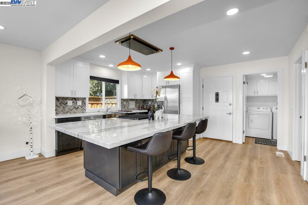 Detail Gallery Image 8 of 43 For 5600 Marlin Dr, Discovery Bay,  CA 94505 - 3 Beds | 2/1 Baths