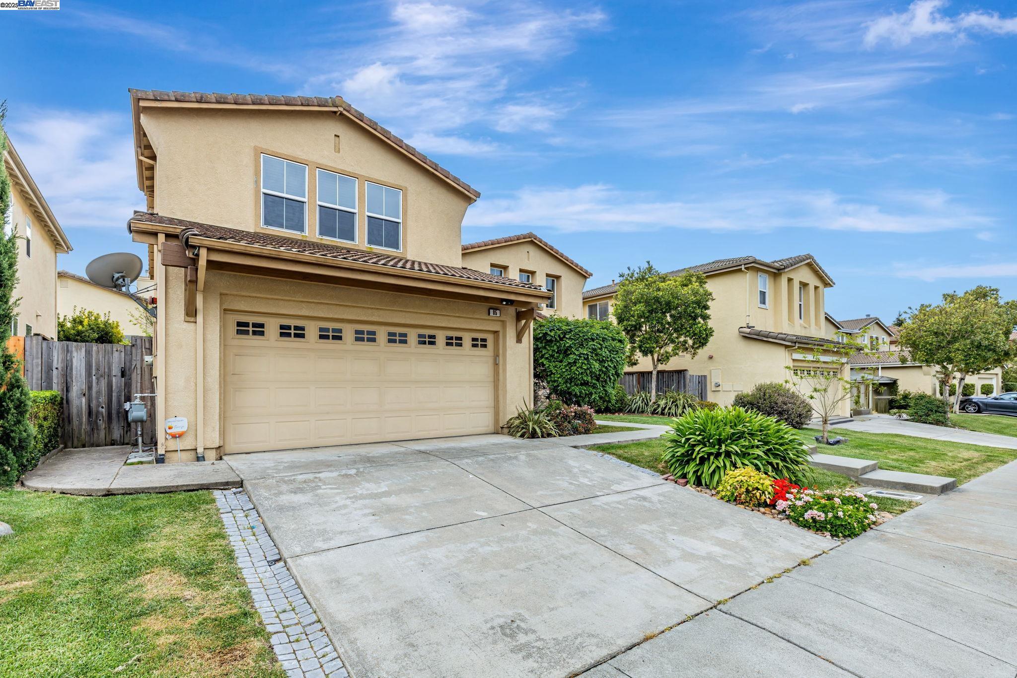 Detail Gallery Image 1 of 59 For 85 via Pescara, American Canyon,  CA 94503 - 6 Beds | 3 Baths