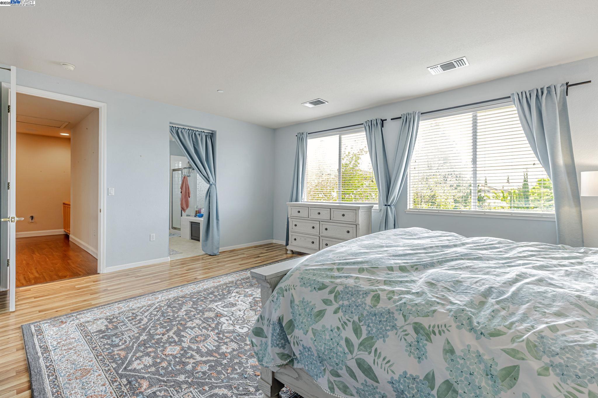 Detail Gallery Image 31 of 59 For 85 via Pescara, American Canyon,  CA 94503 - 6 Beds | 3 Baths