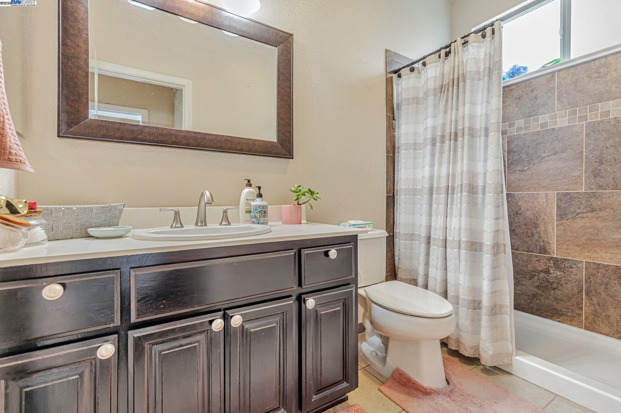 Detail Gallery Image 38 of 59 For 85 via Pescara, American Canyon,  CA 94503 - 6 Beds | 3 Baths