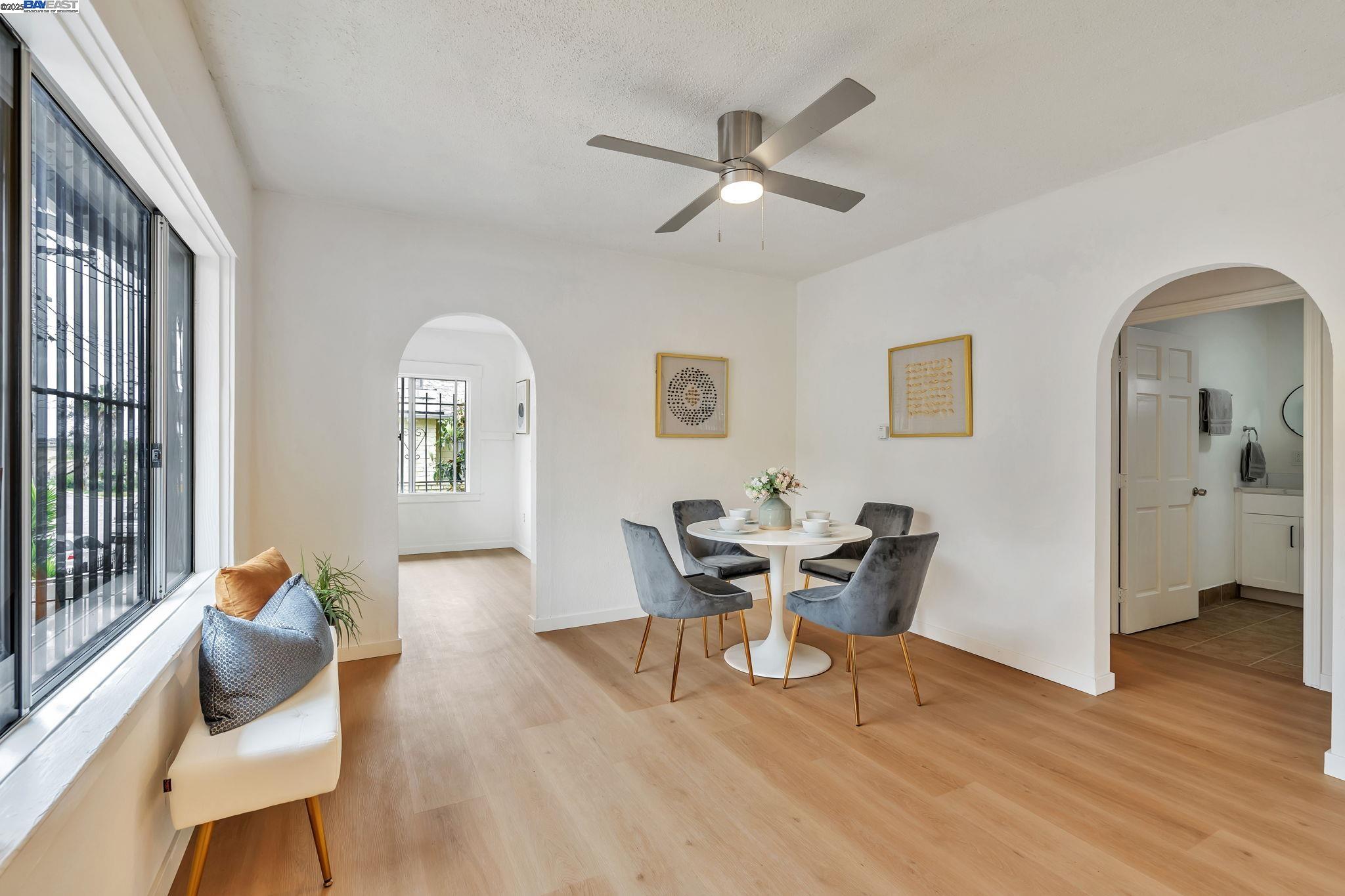 Detail Gallery Image 8 of 32 For 2539 Highland Ave, Oakland,  CA 94606 - 2 Beds | 1/1 Baths