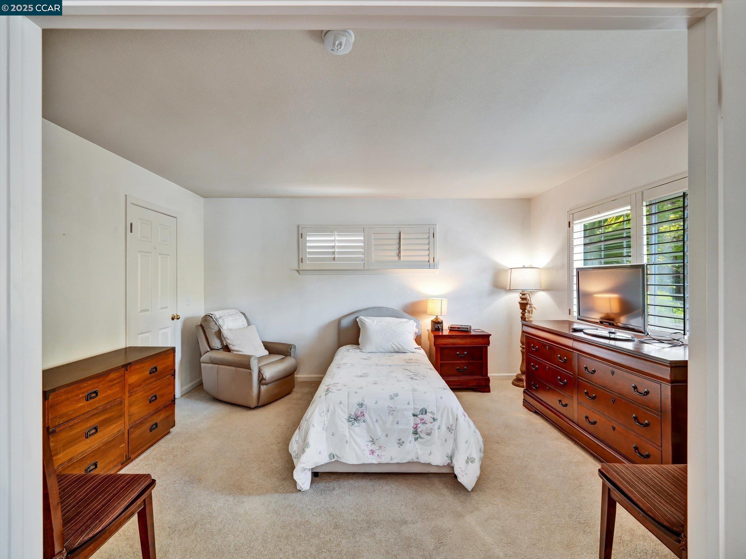 Detail Gallery Image 26 of 54 For 1023 Gailinda Ct, Petaluma,  CA 94952 - 4 Beds | 2/1 Baths