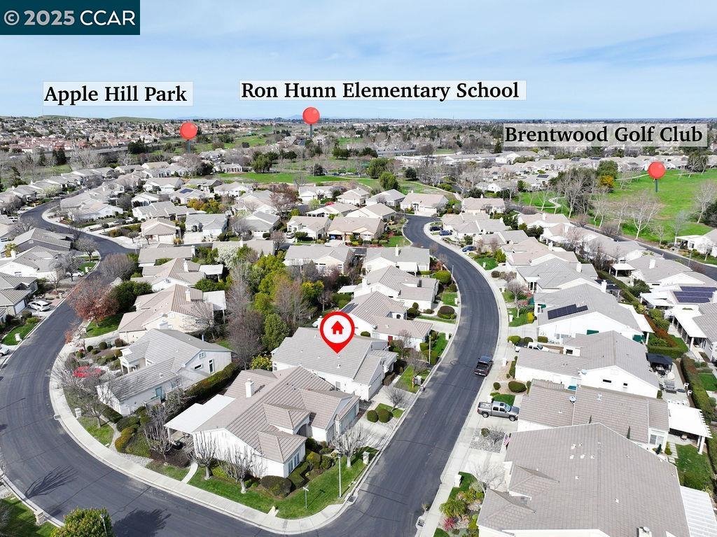 Detail Gallery Image 2 of 42 For 97 Scarlet Way, Brentwood,  CA 94513 - 2 Beds | 2 Baths