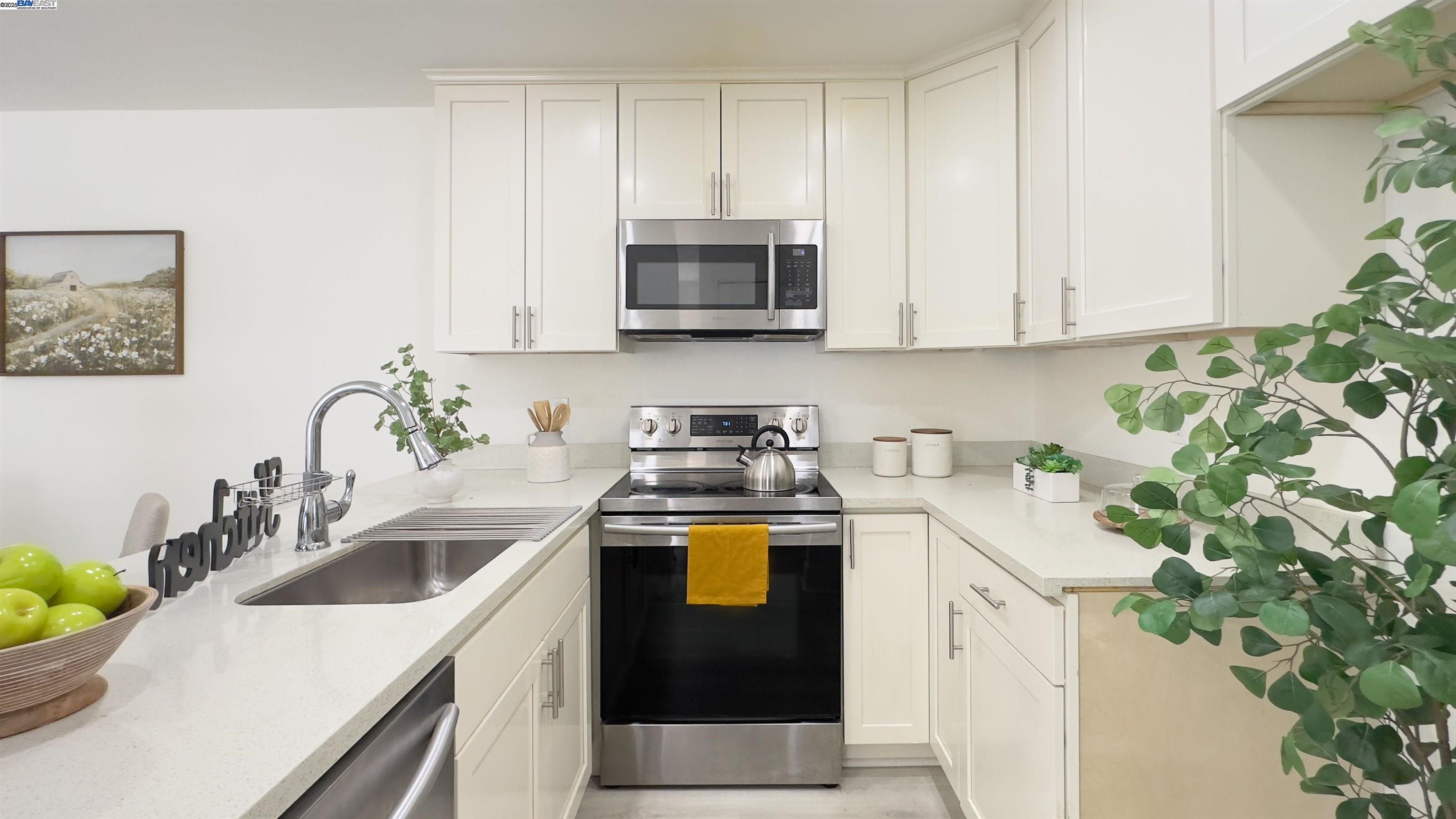 Detail Gallery Image 10 of 27 For 214 Galano Plz, Union City,  CA 94587 - 2 Beds | 1 Baths